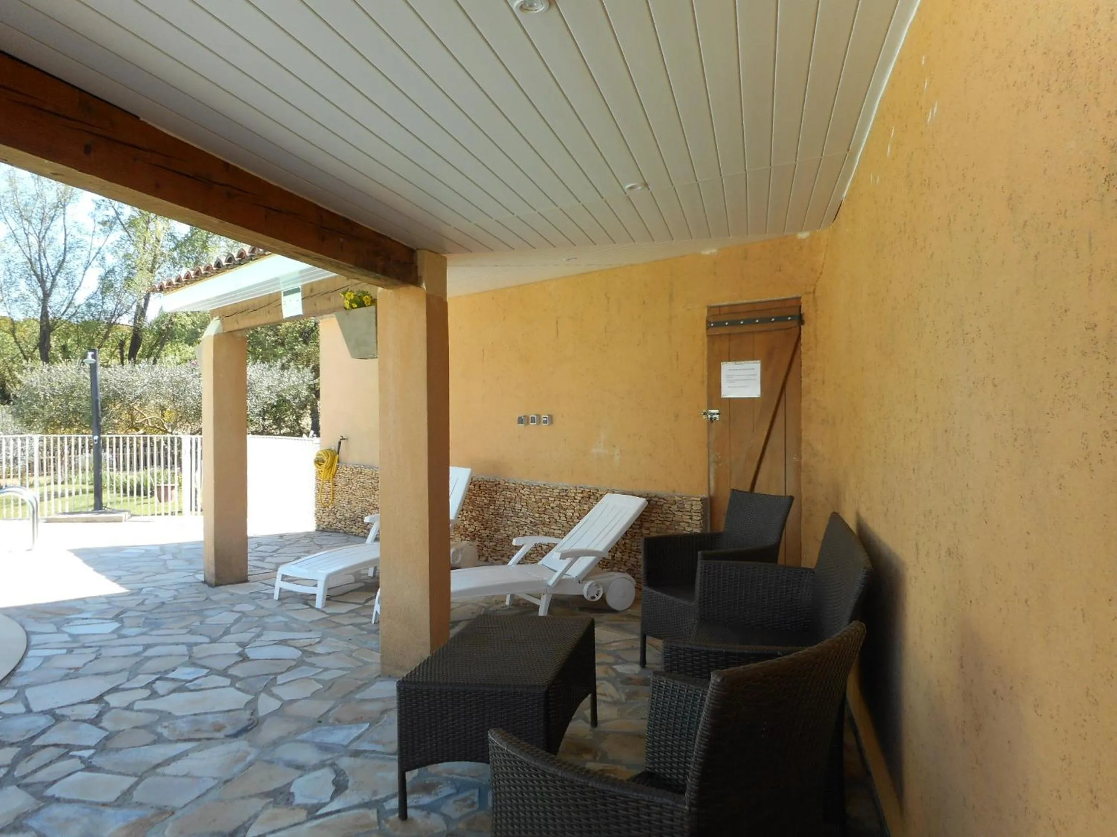 Patio in Le Rieufroid