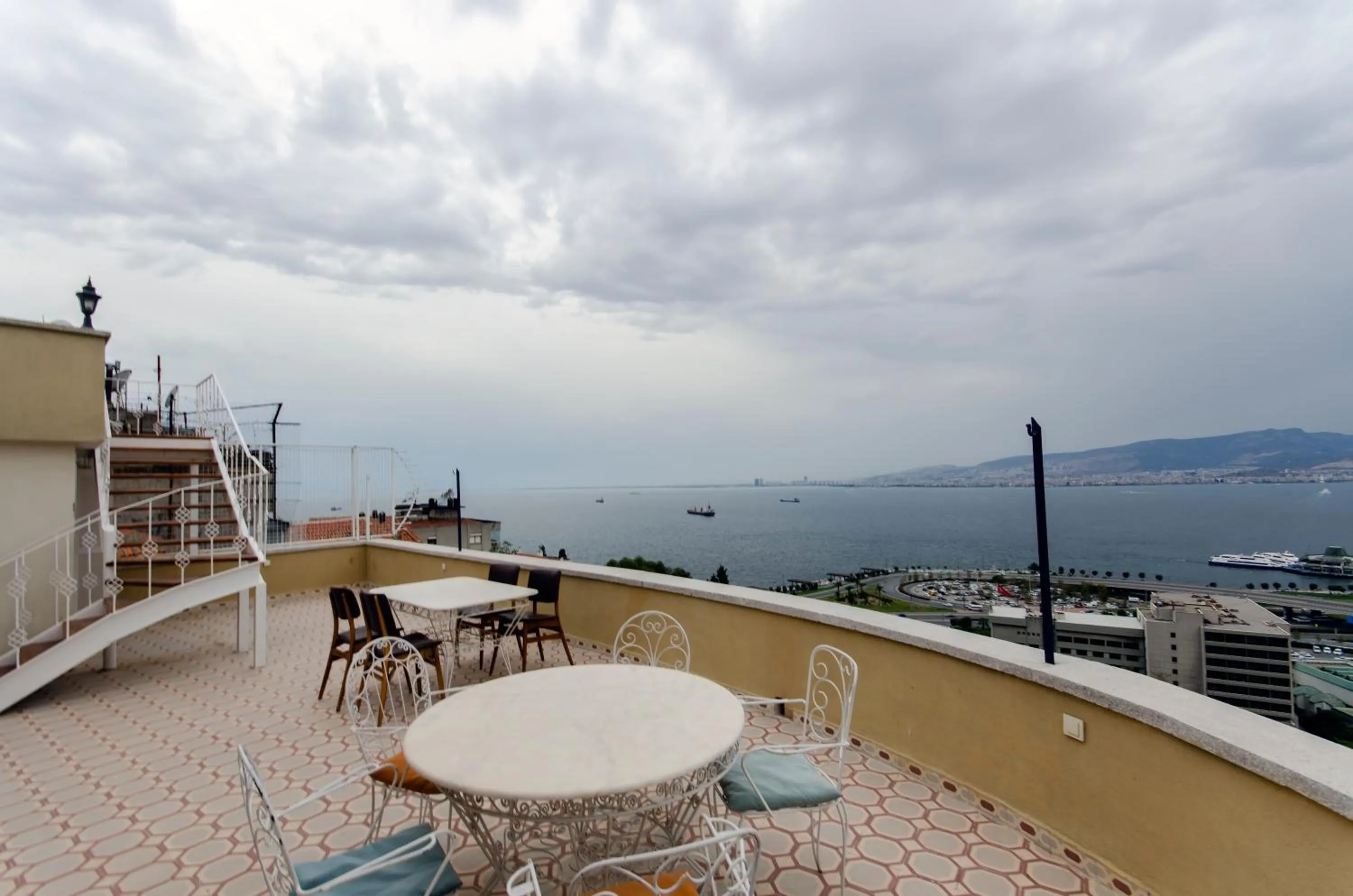 Bird's eye view in Büyük Konak İzmir