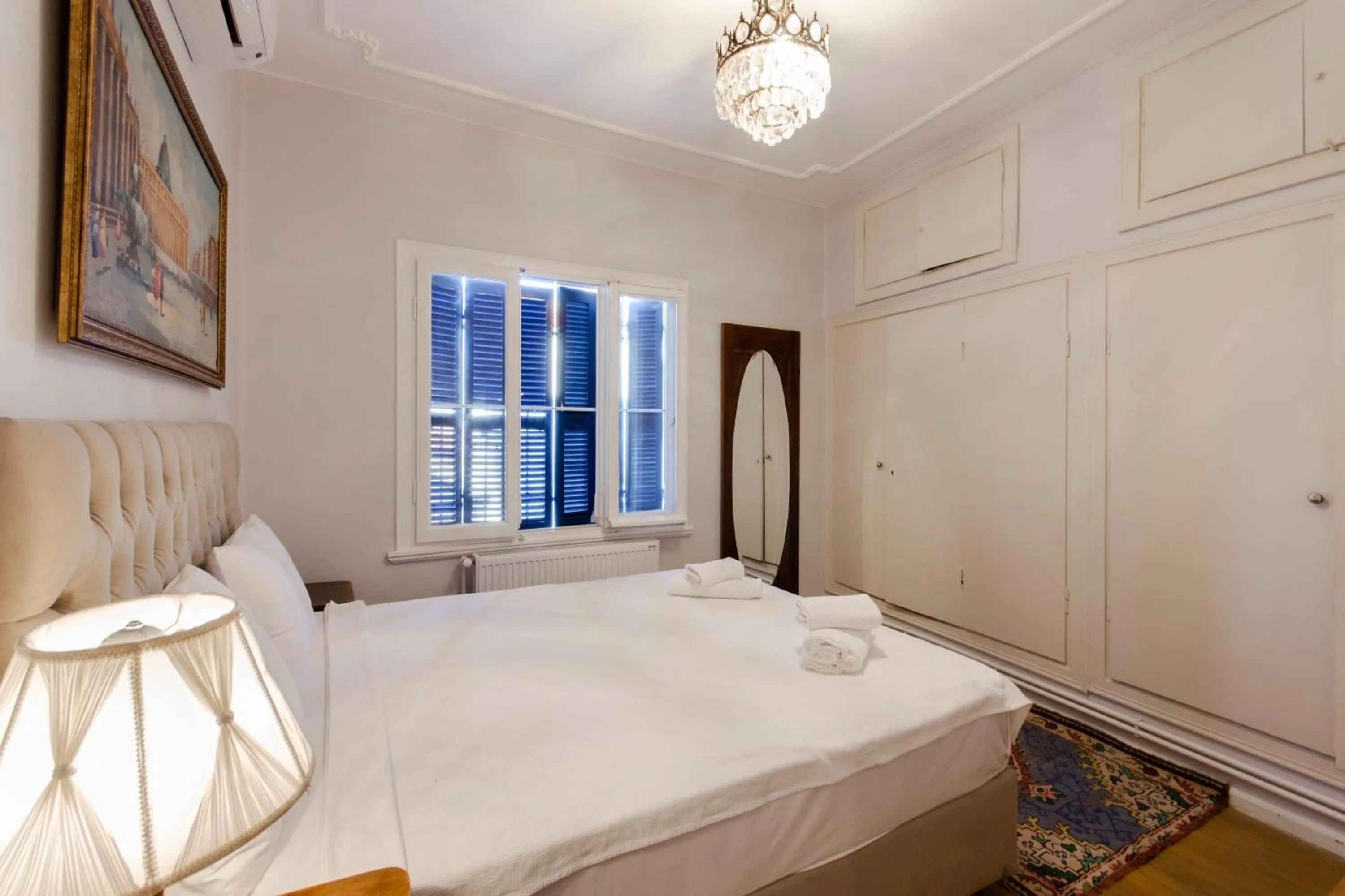 Bed in Büyük Konak İzmir