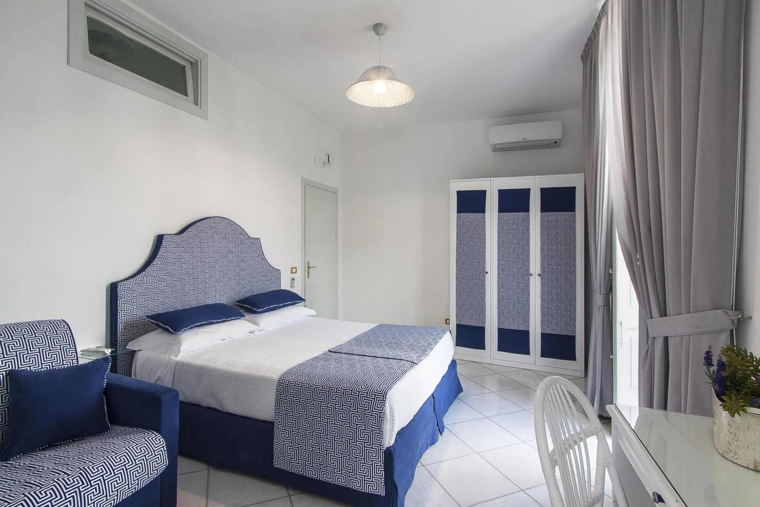 Photo of the whole room, Bed in Palazzo Starace