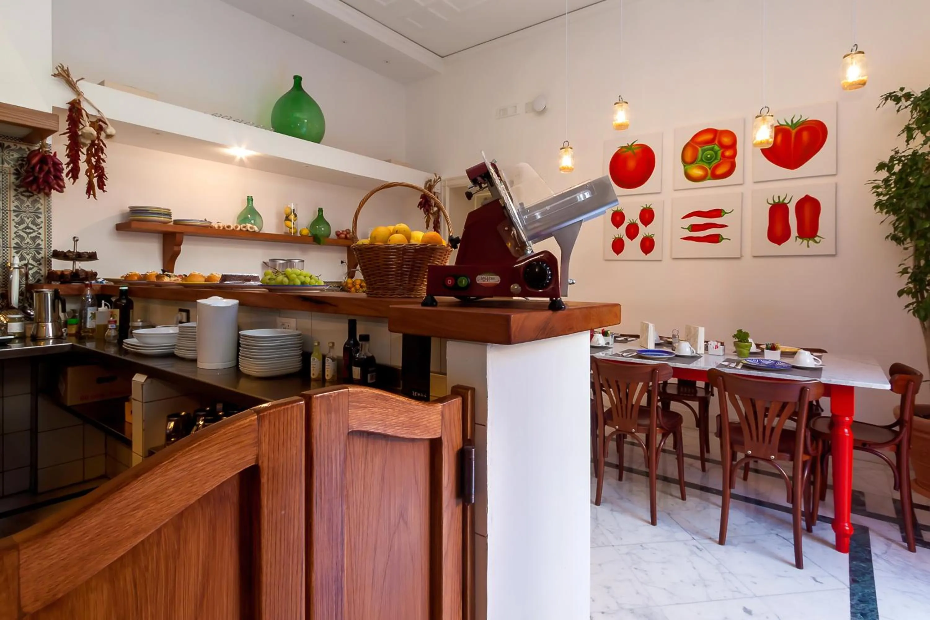 Continental breakfast in Palazzo Starace