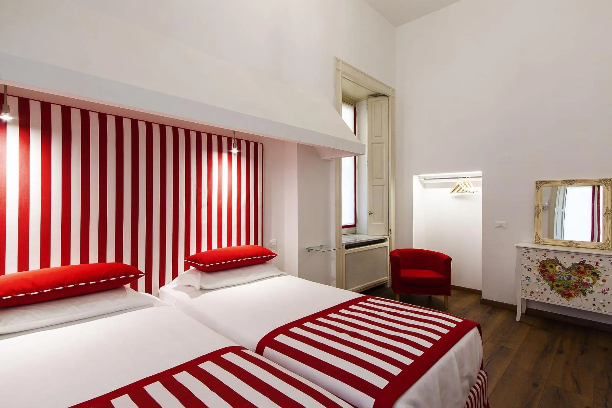 Photo of the whole room, Bed in Palazzo Starace