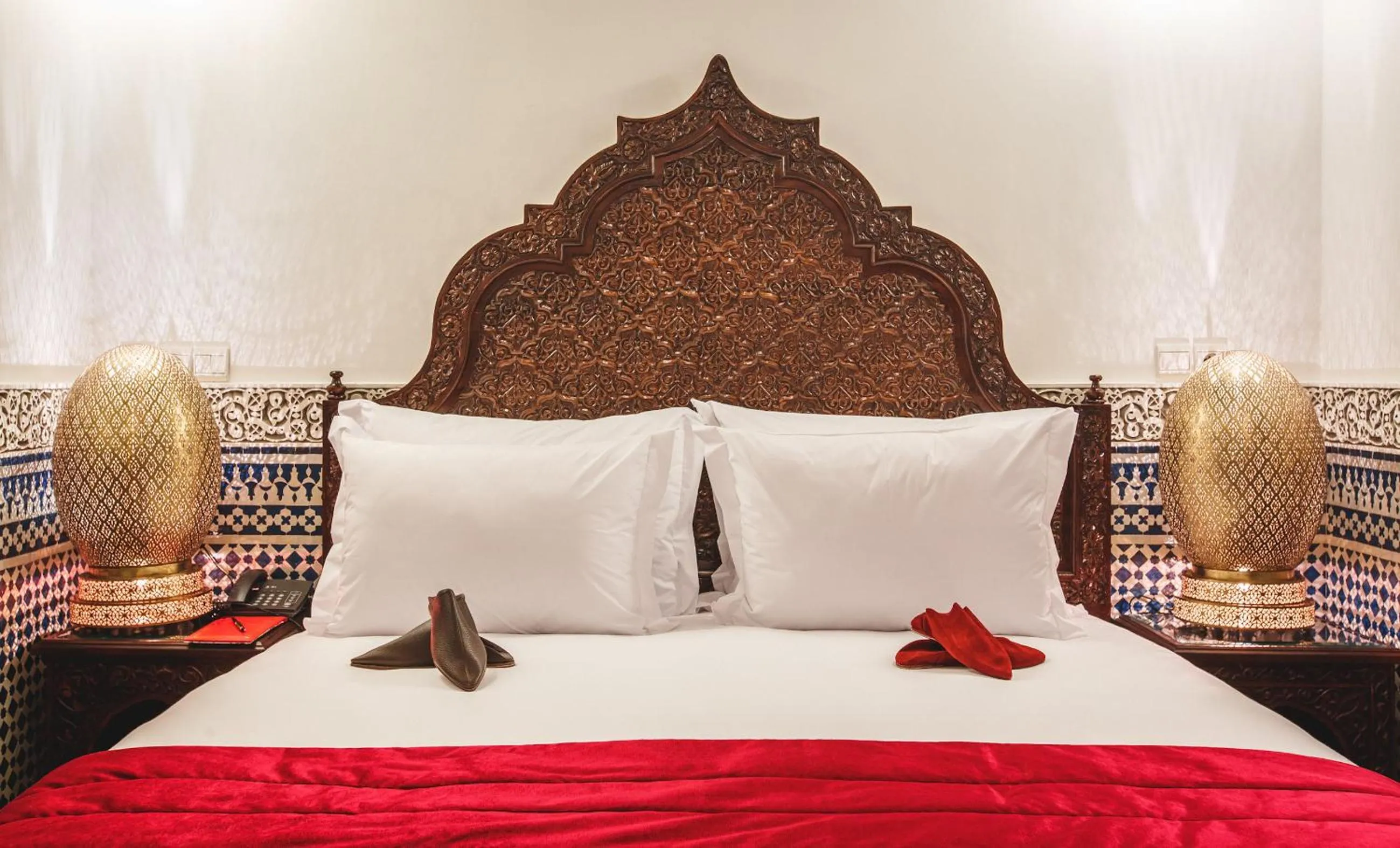 Bed in Riad Fes Maya Suite & Spa