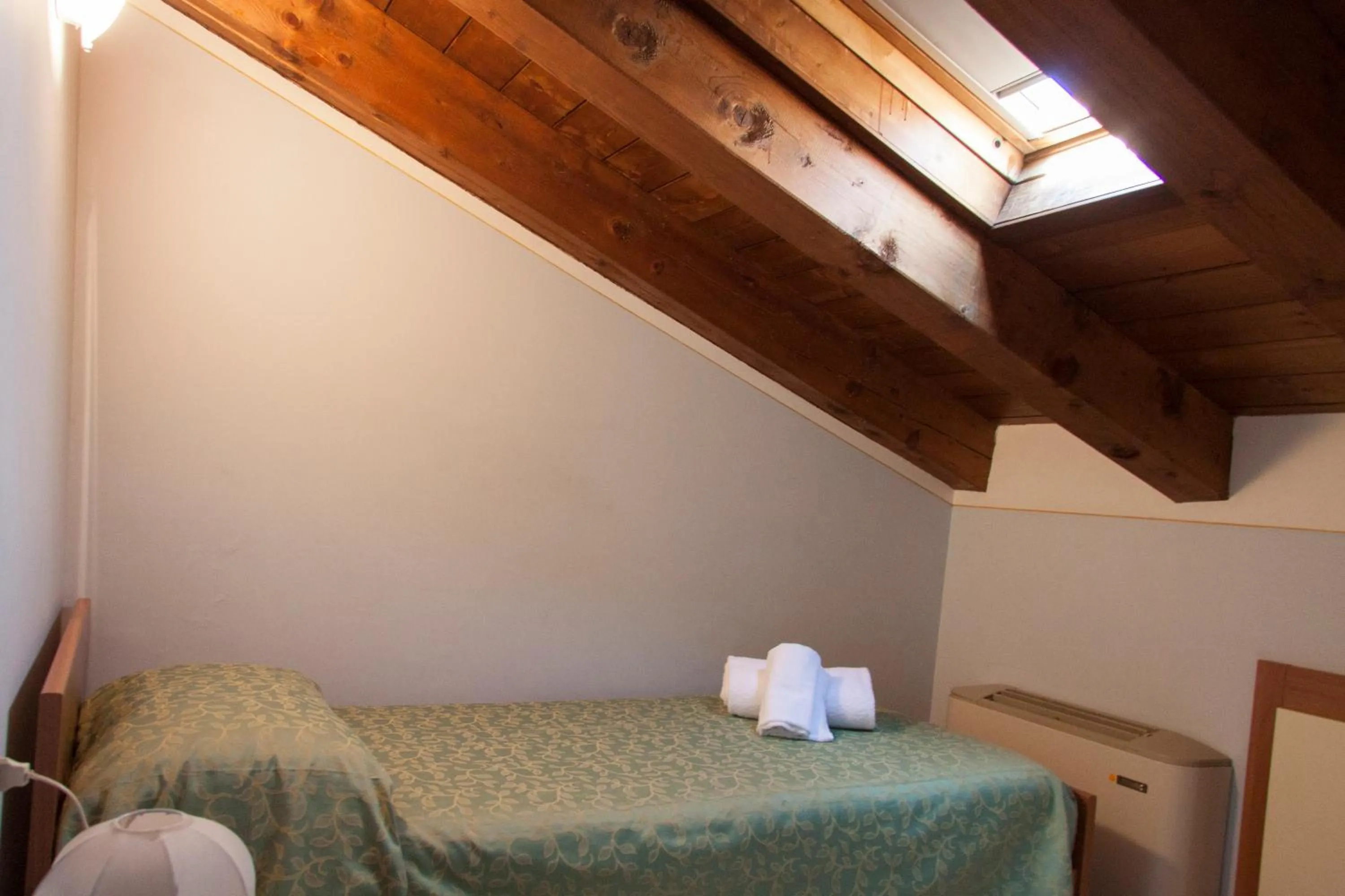 Bed in Lauri & Faggi