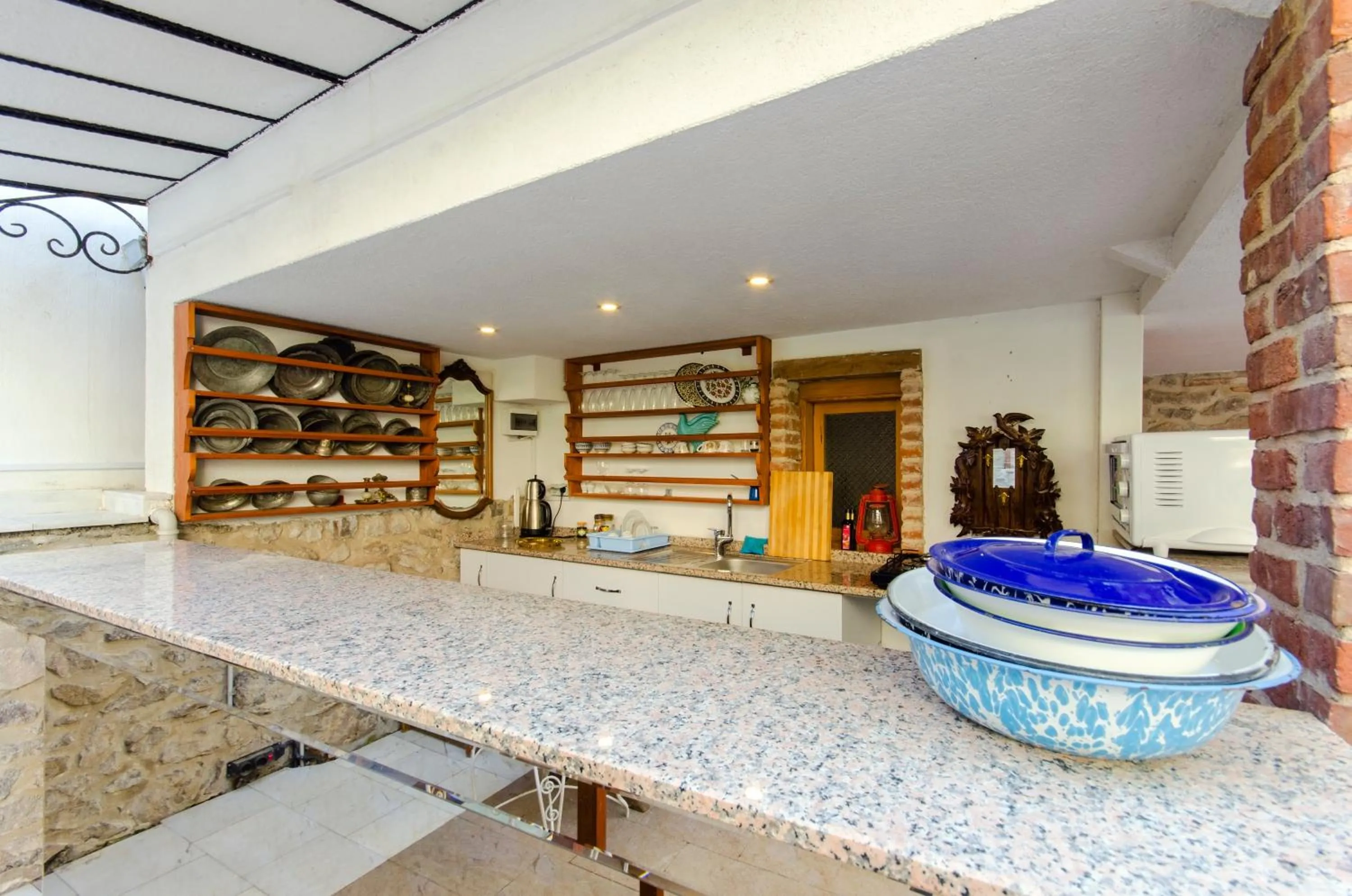 Communal kitchen in Dutlu Konak