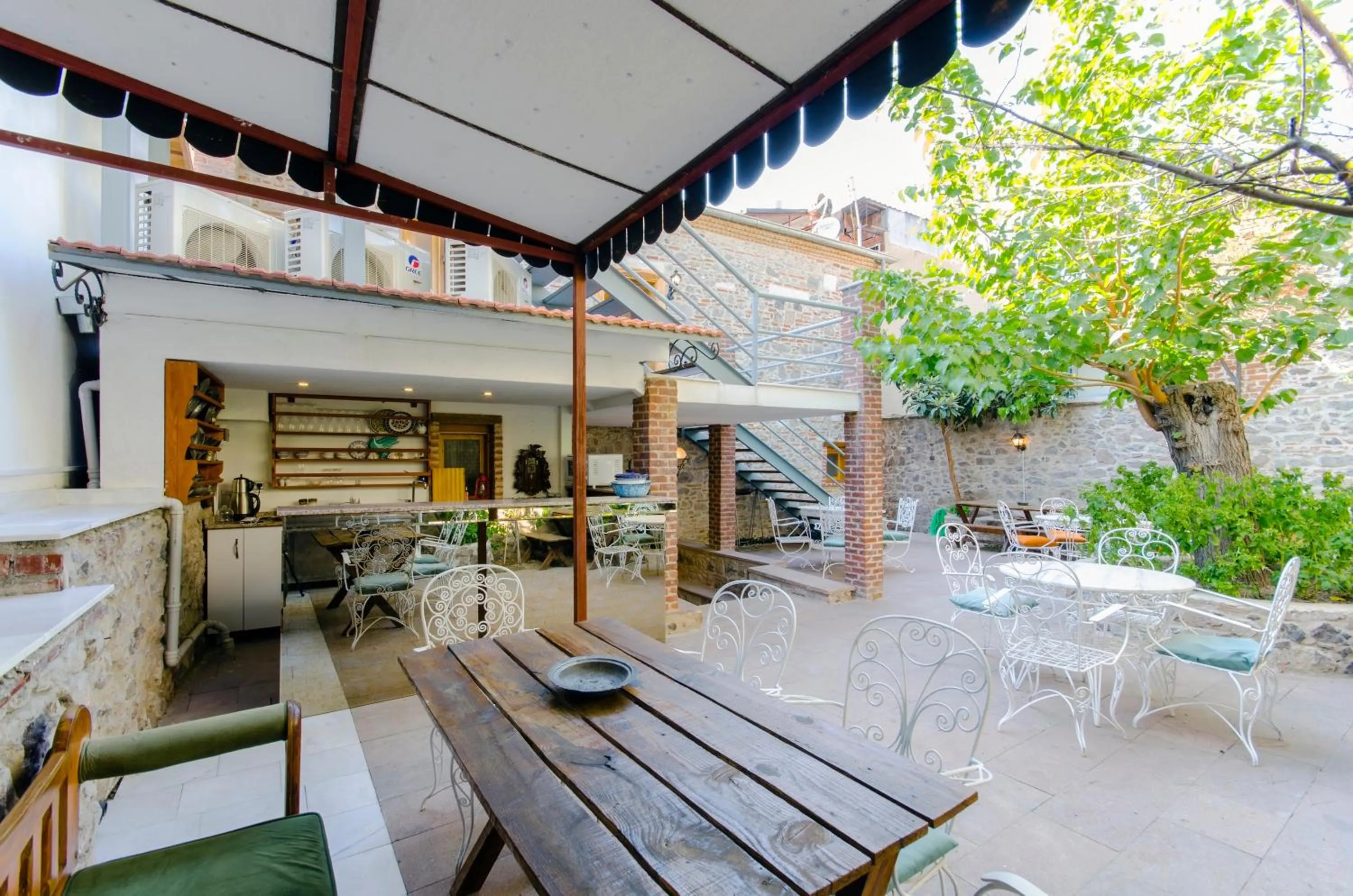 Garden in Dutlu Konak