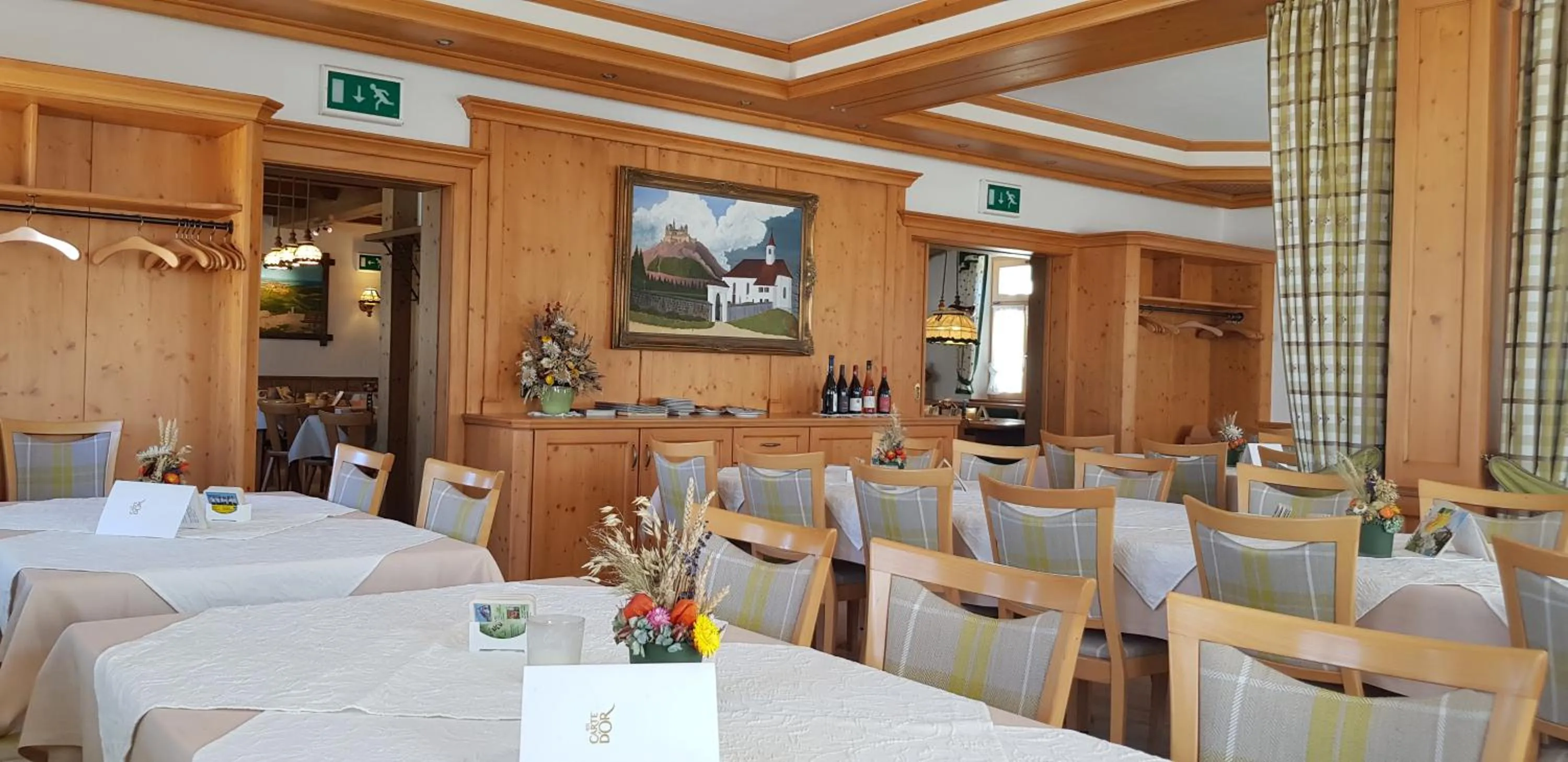 Restaurant/places to eat in Berghotel Zollersteighof