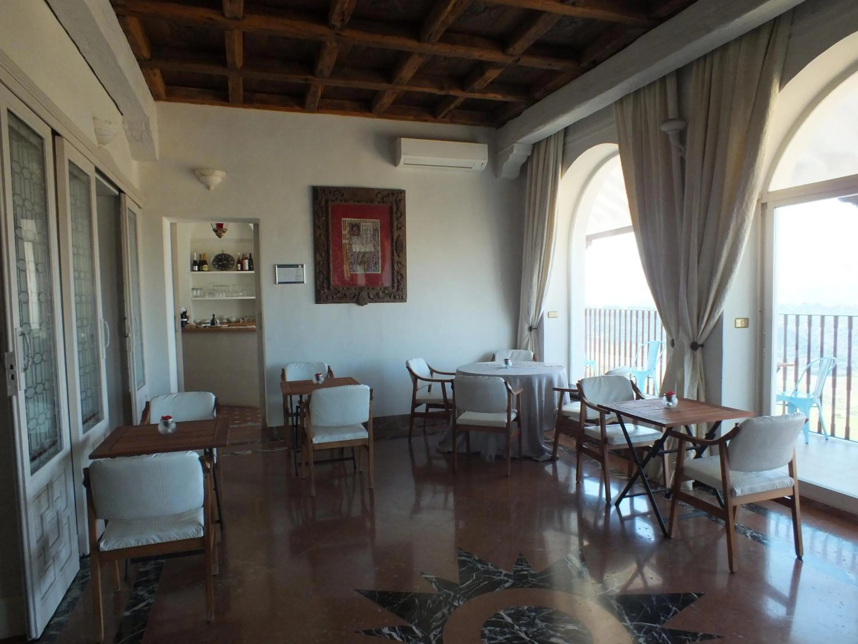 Communal lounge/ TV room in Casa Palacio VillaZambra