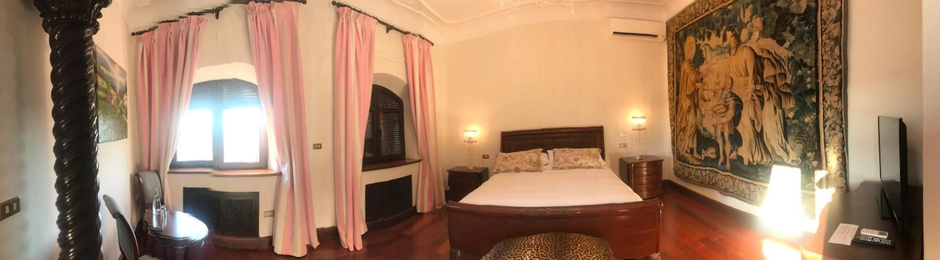 Bedroom, Bed in Casa Palacio VillaZambra