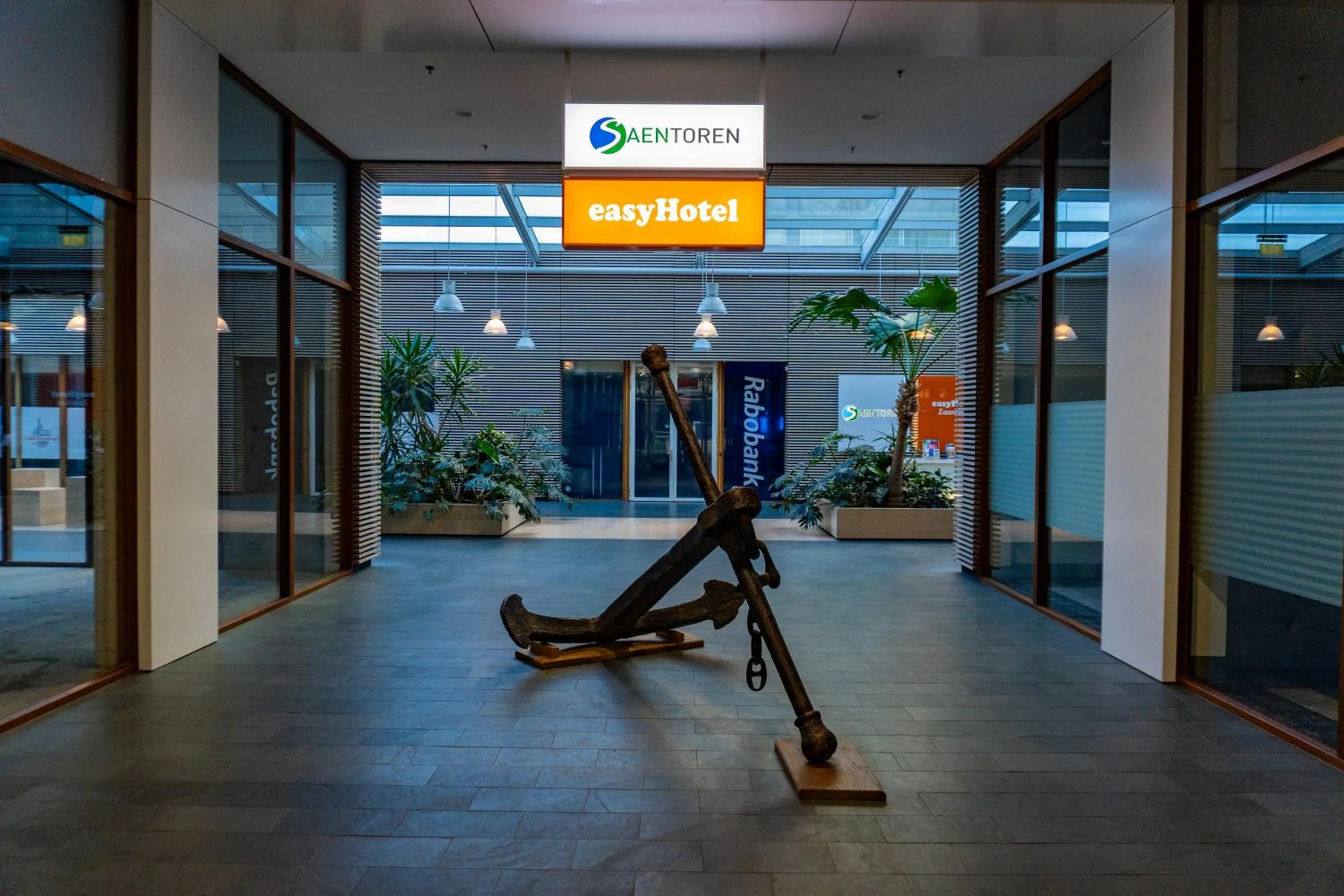 Facade/entrance in easyHotel Amsterdam Zaandam