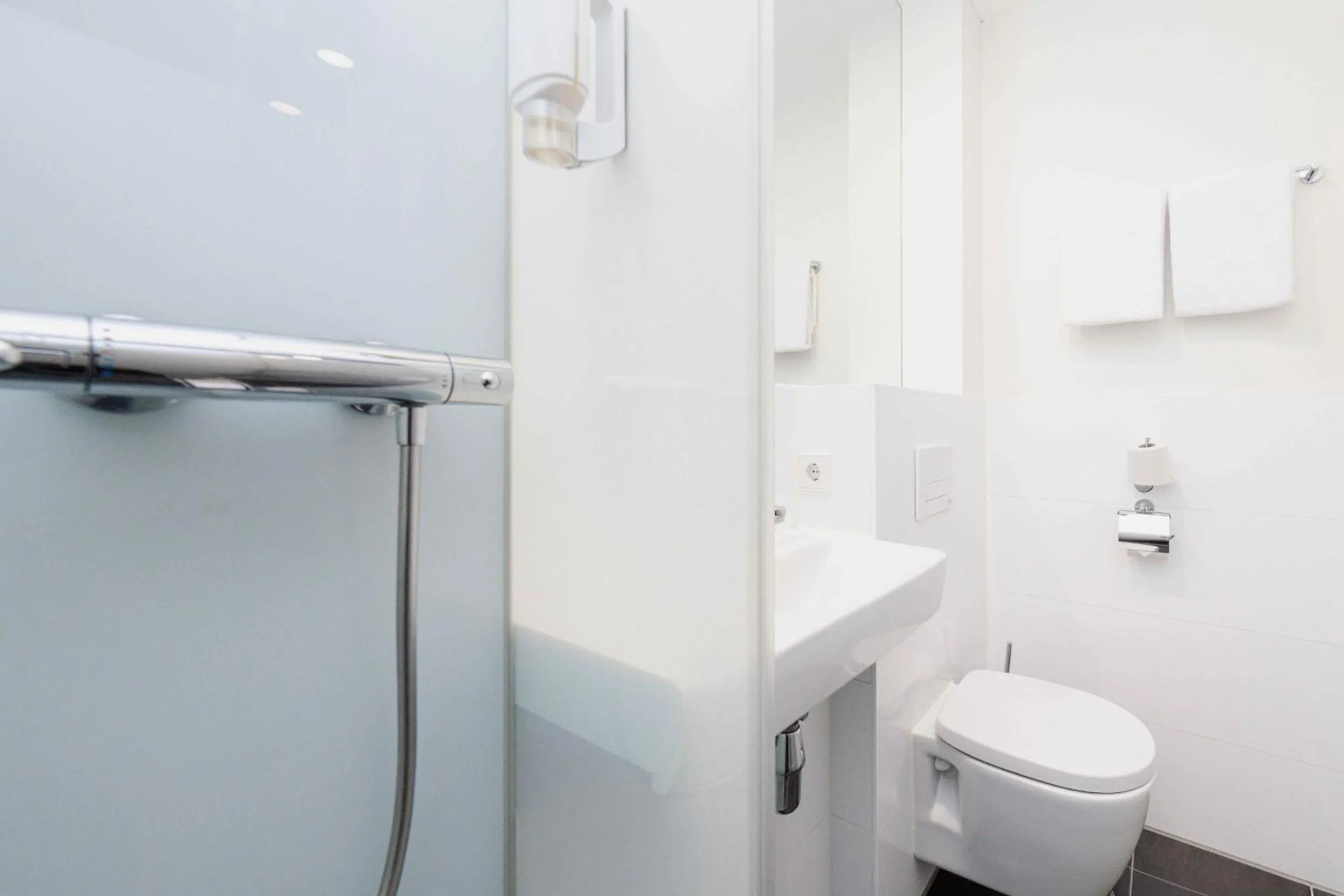 Bathroom in easyHotel Amsterdam Zaandam