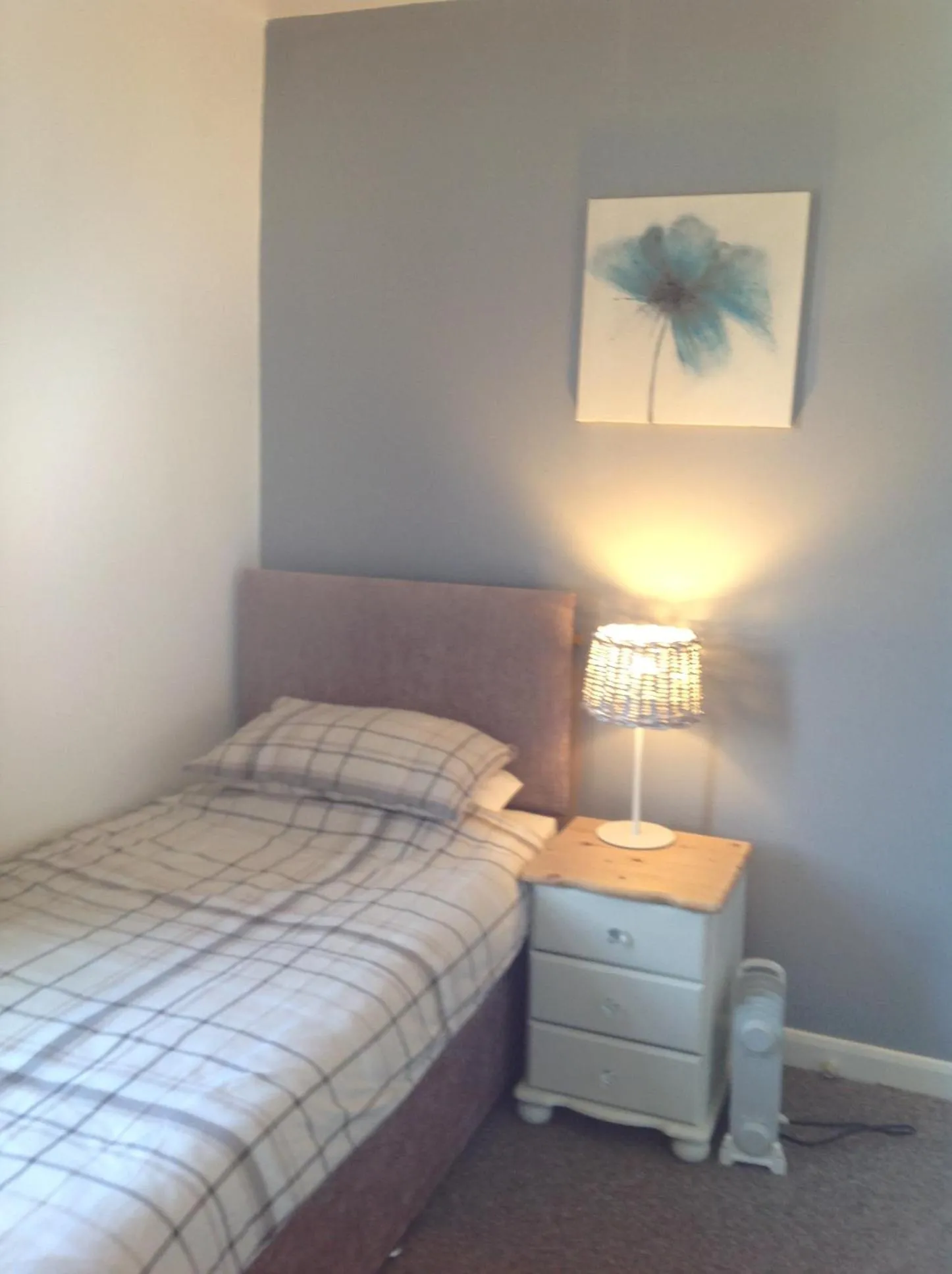 Single Room with Shared Bathroom in The Peacock Inn
