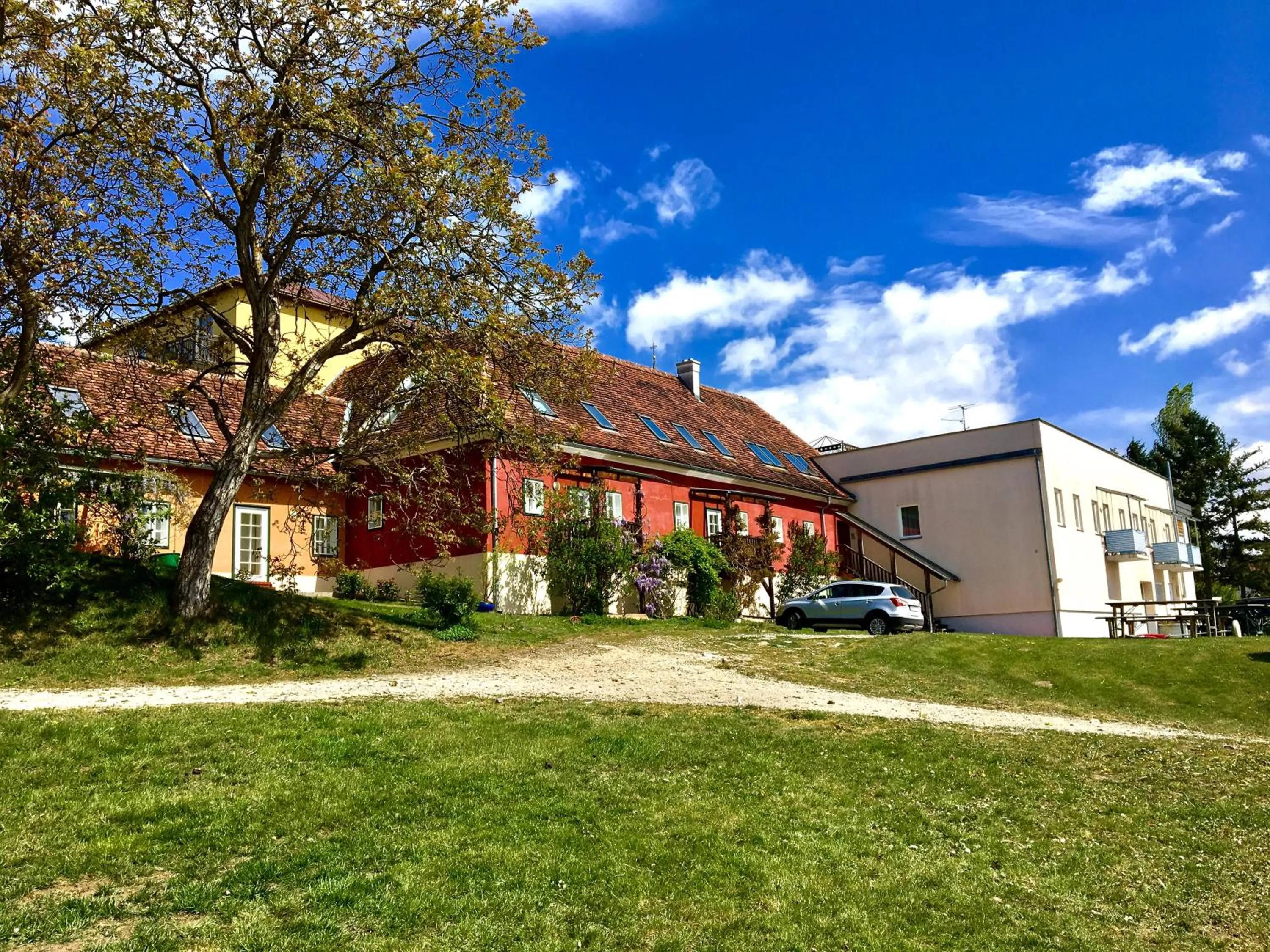 Property building in Apfelwirt
