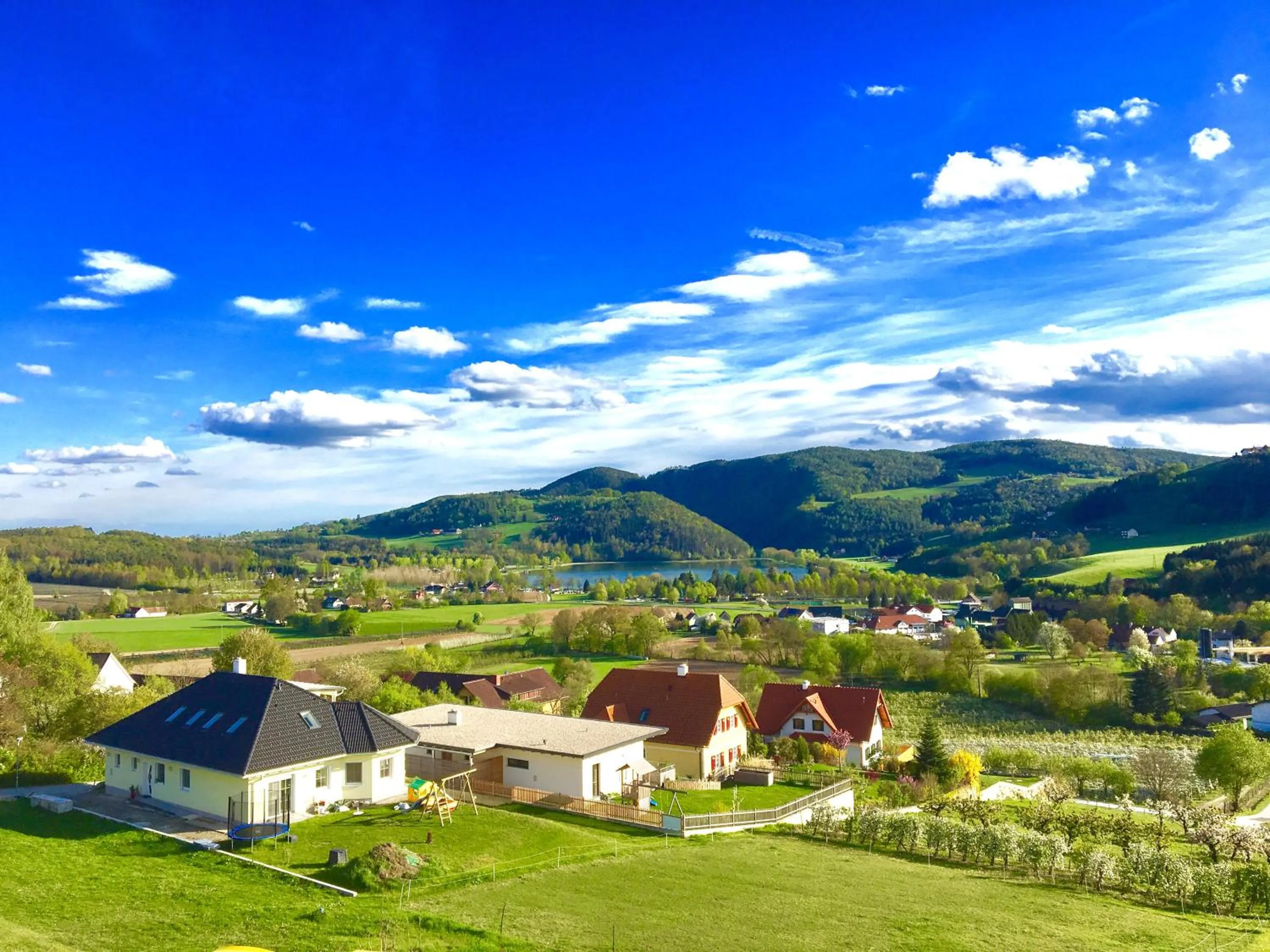 Garden view in Apfelwirt