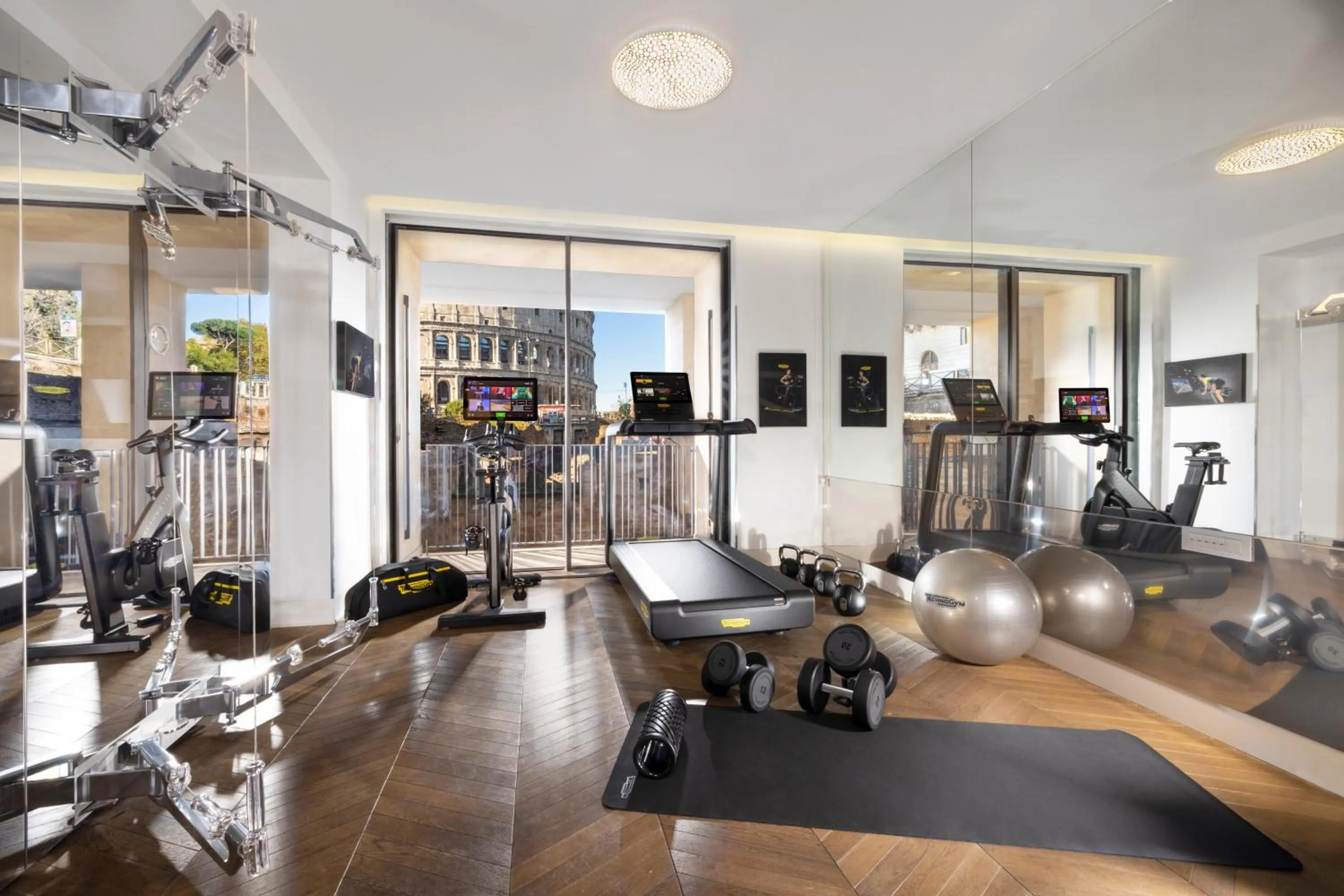 Fitness centre/facilities in Hotel Palazzo Manfredi – Small Luxury Hotels of the World