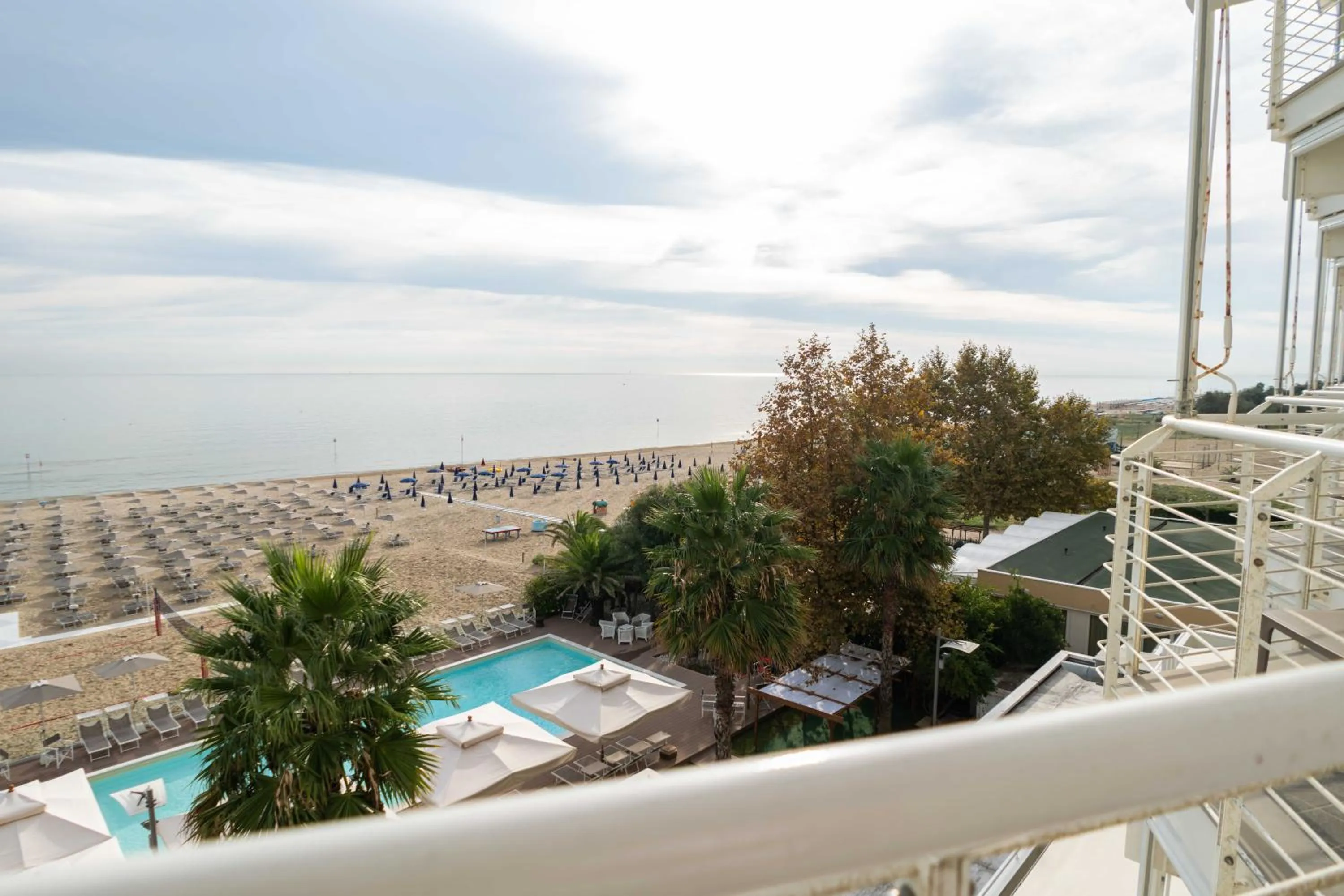 Pool view in Hotel Abruzzo Marina