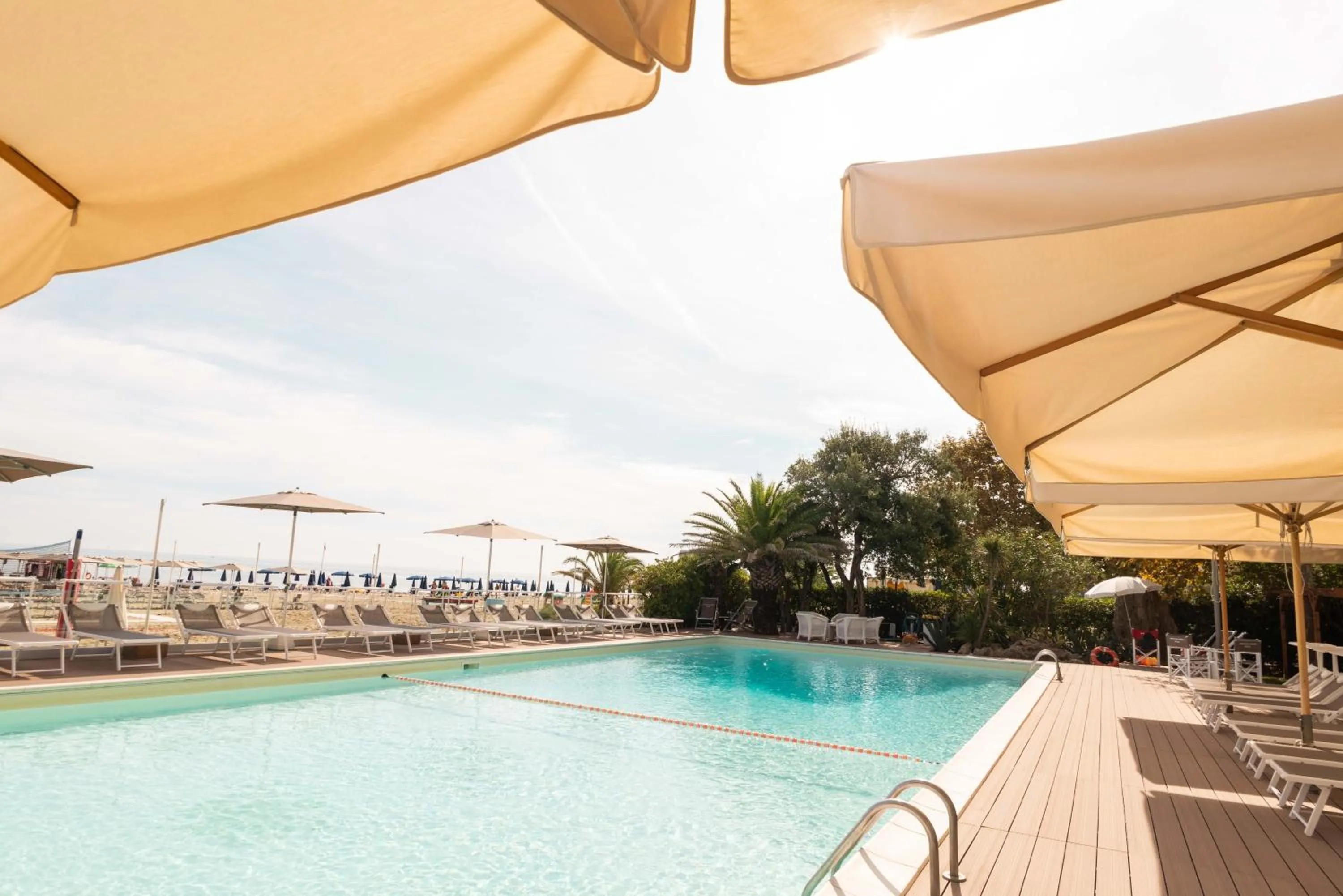 Pool view in Hotel Abruzzo Marina