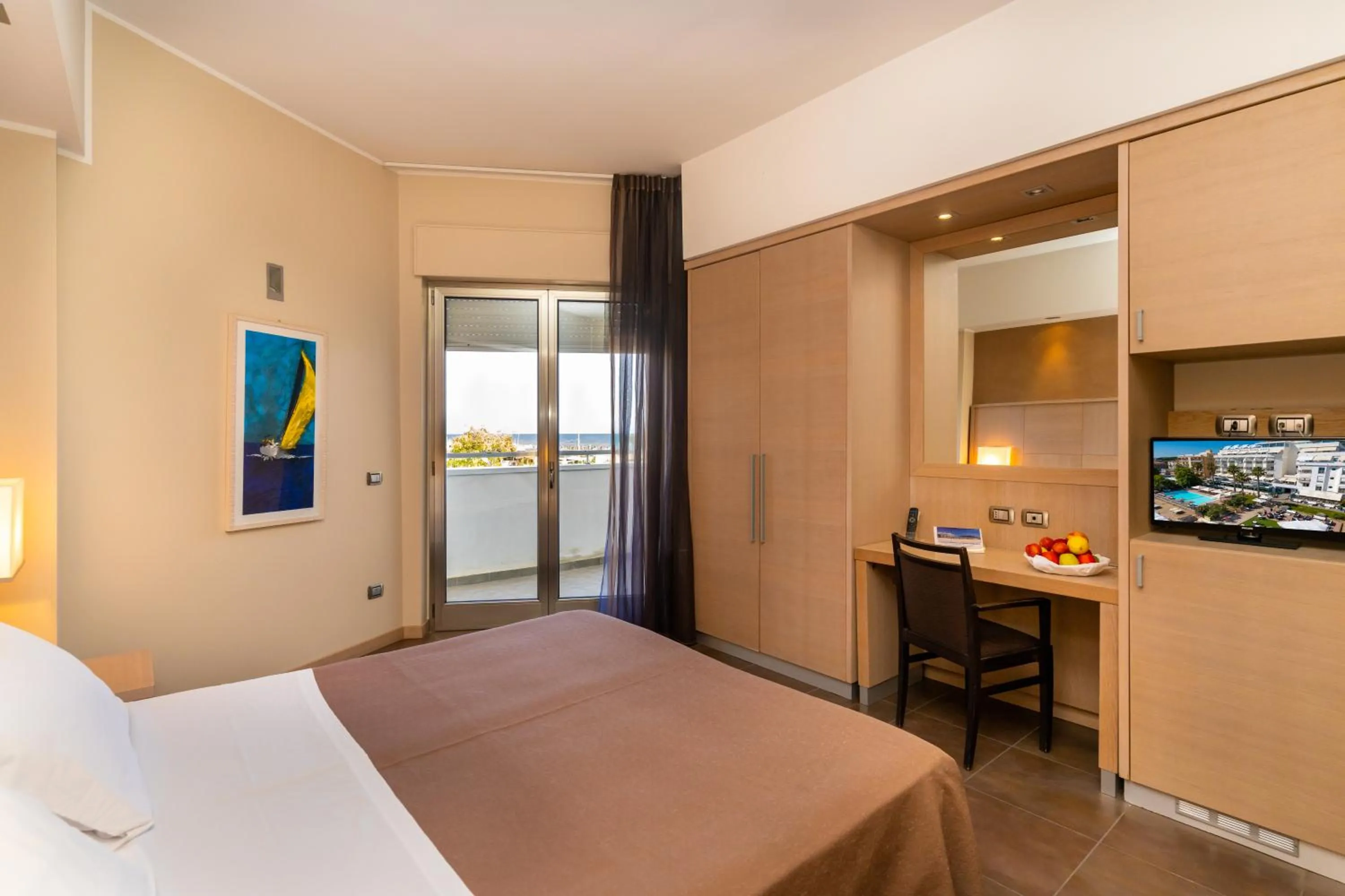 Photo of the whole room, Bed in Hotel Abruzzo Marina