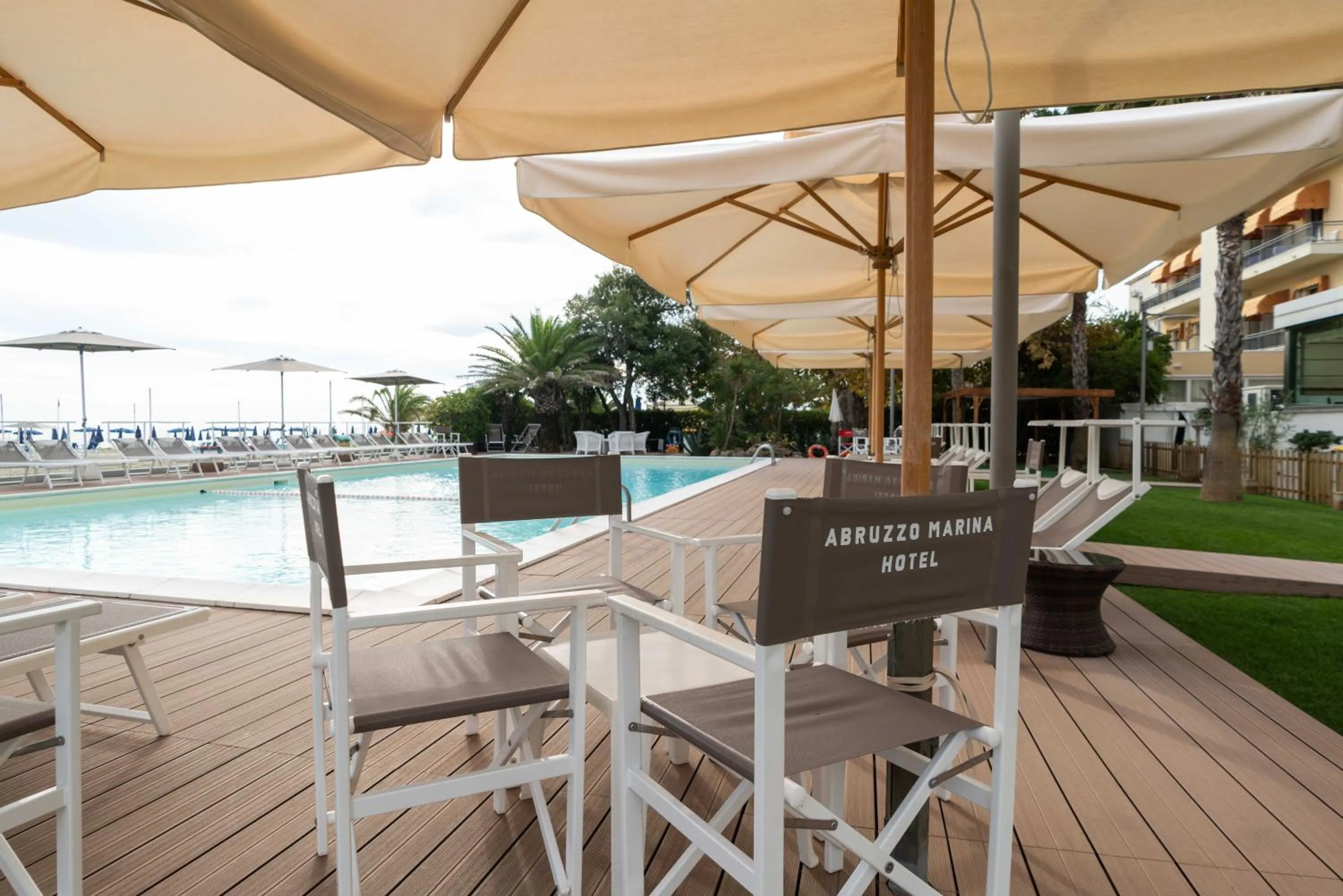 Pool view in Hotel Abruzzo Marina
