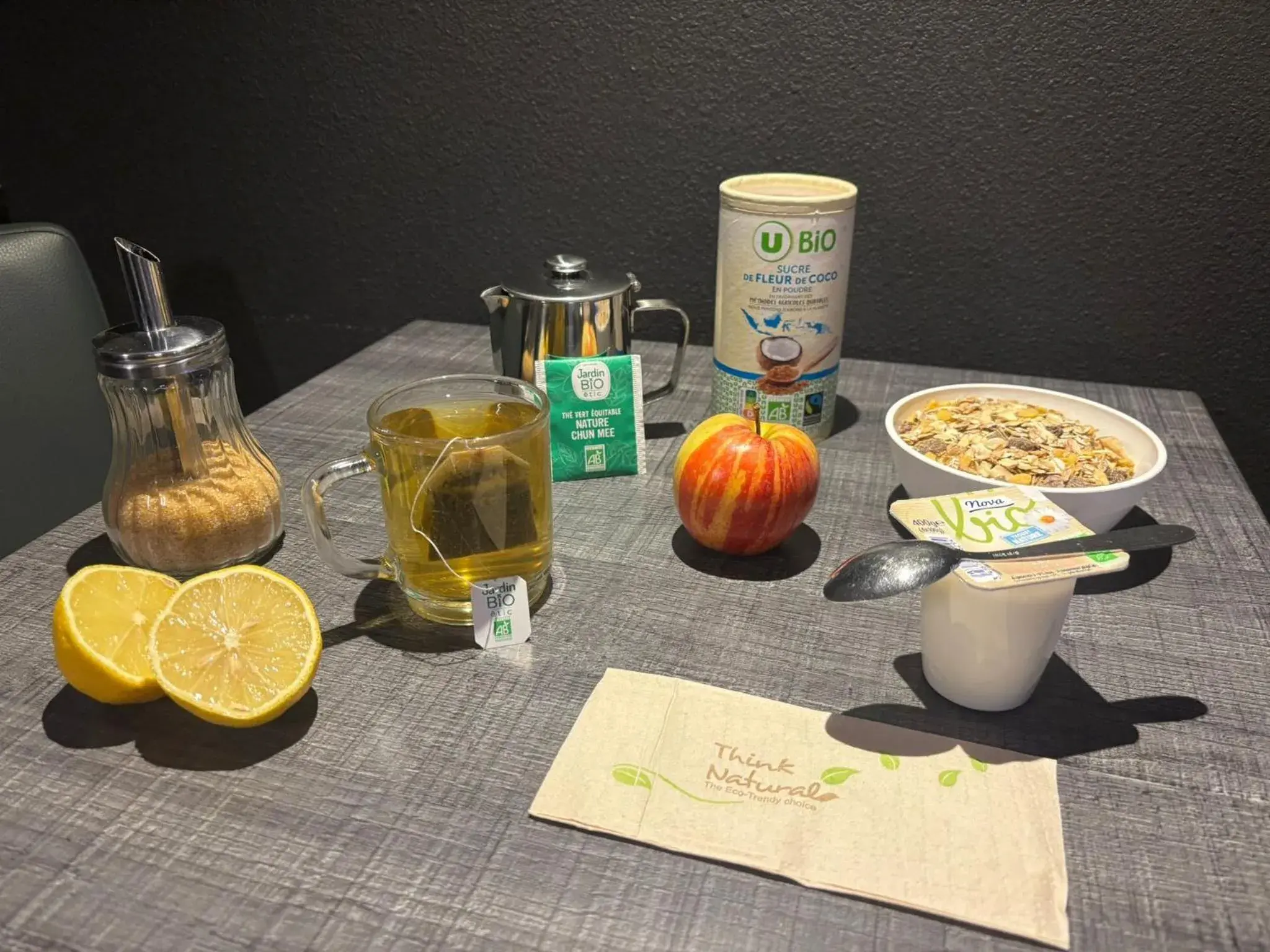 Breakfast in Cit'Hotel Le Cheval Blanc, Cognac Centre Breakfast in Cit'Hotel Le Cheval Blanc, Cognac Centre