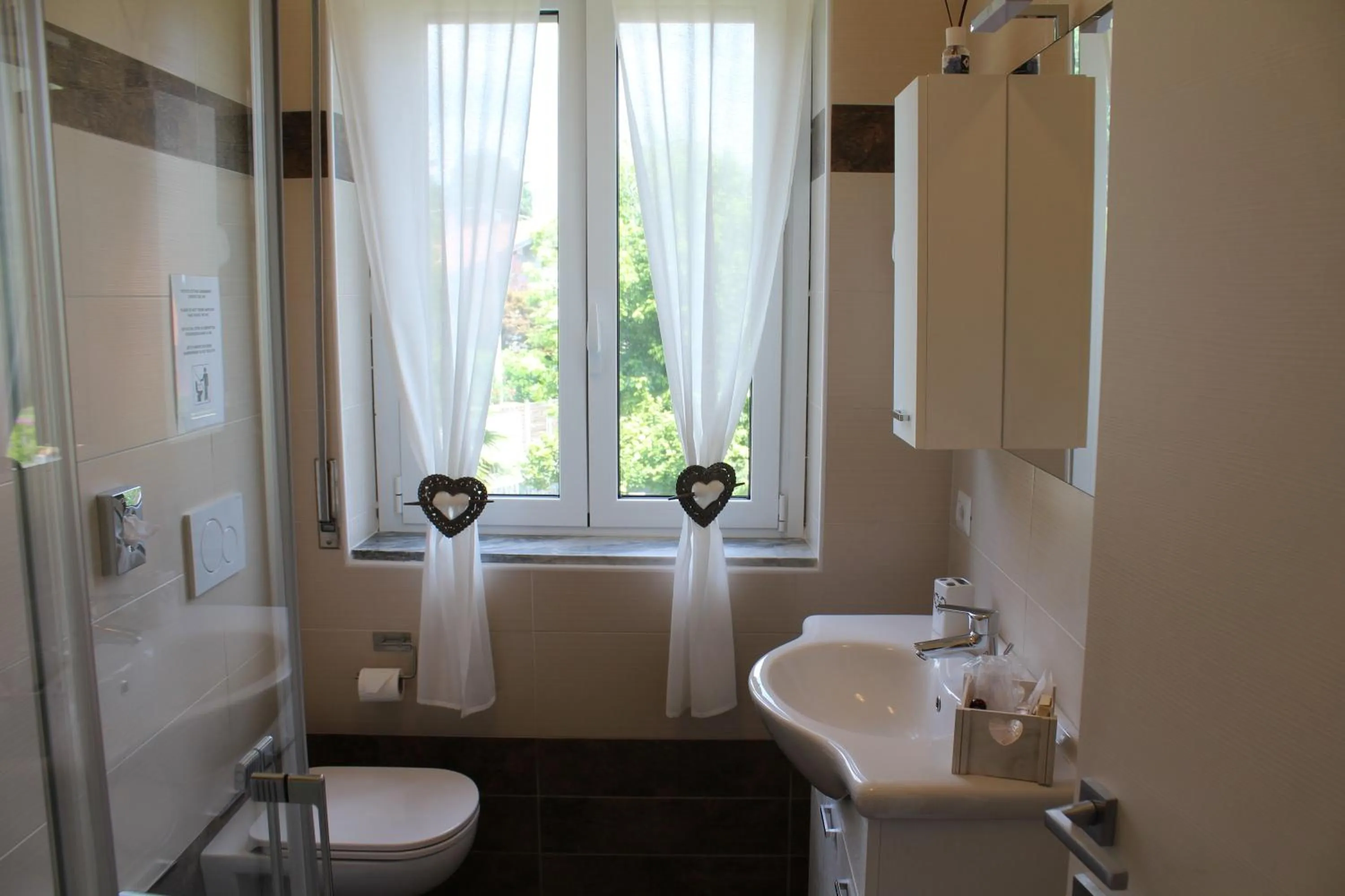 Shower in Casamia B&B