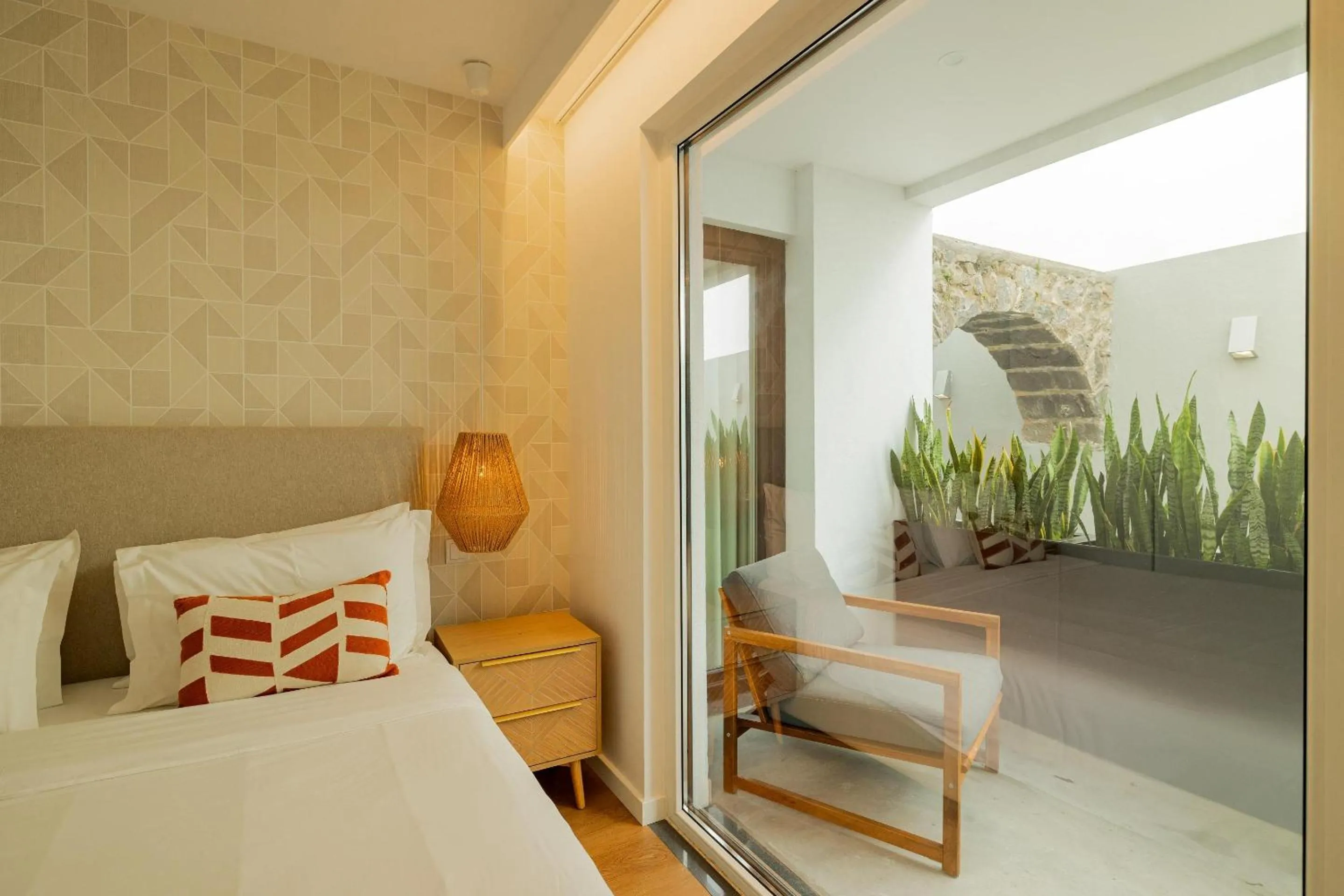 Photo of the whole room, Bed in Casa do Contador - Suites & Pool