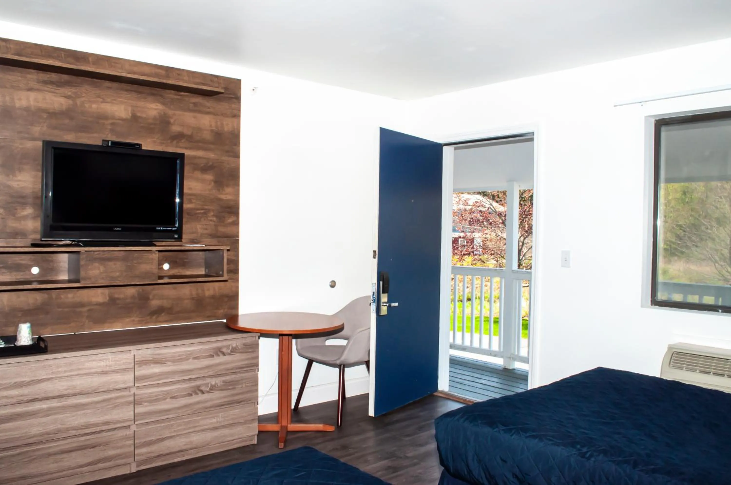 TV and multimedia in Flagship Inn