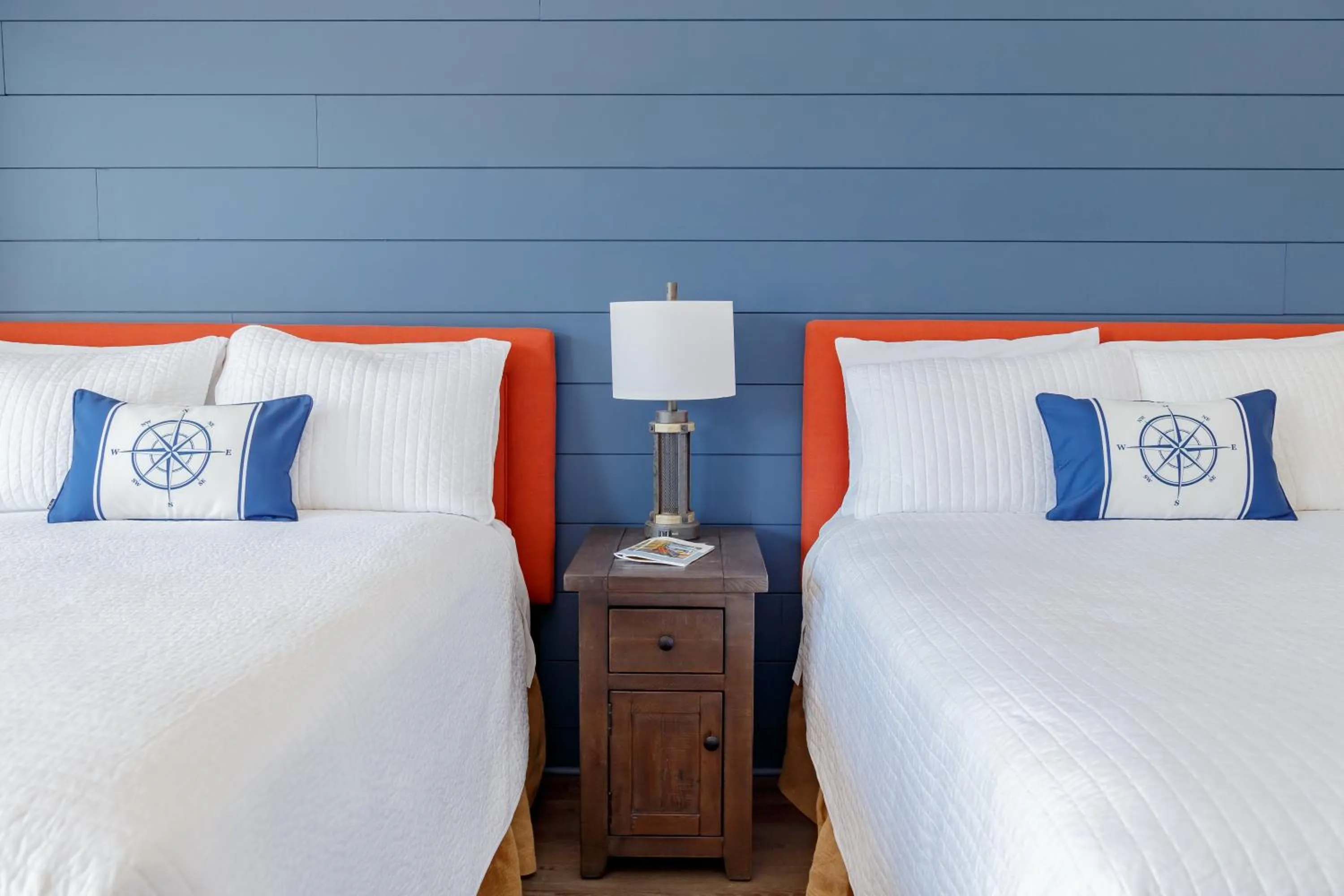 Bedroom, Bed in Flagship Inn