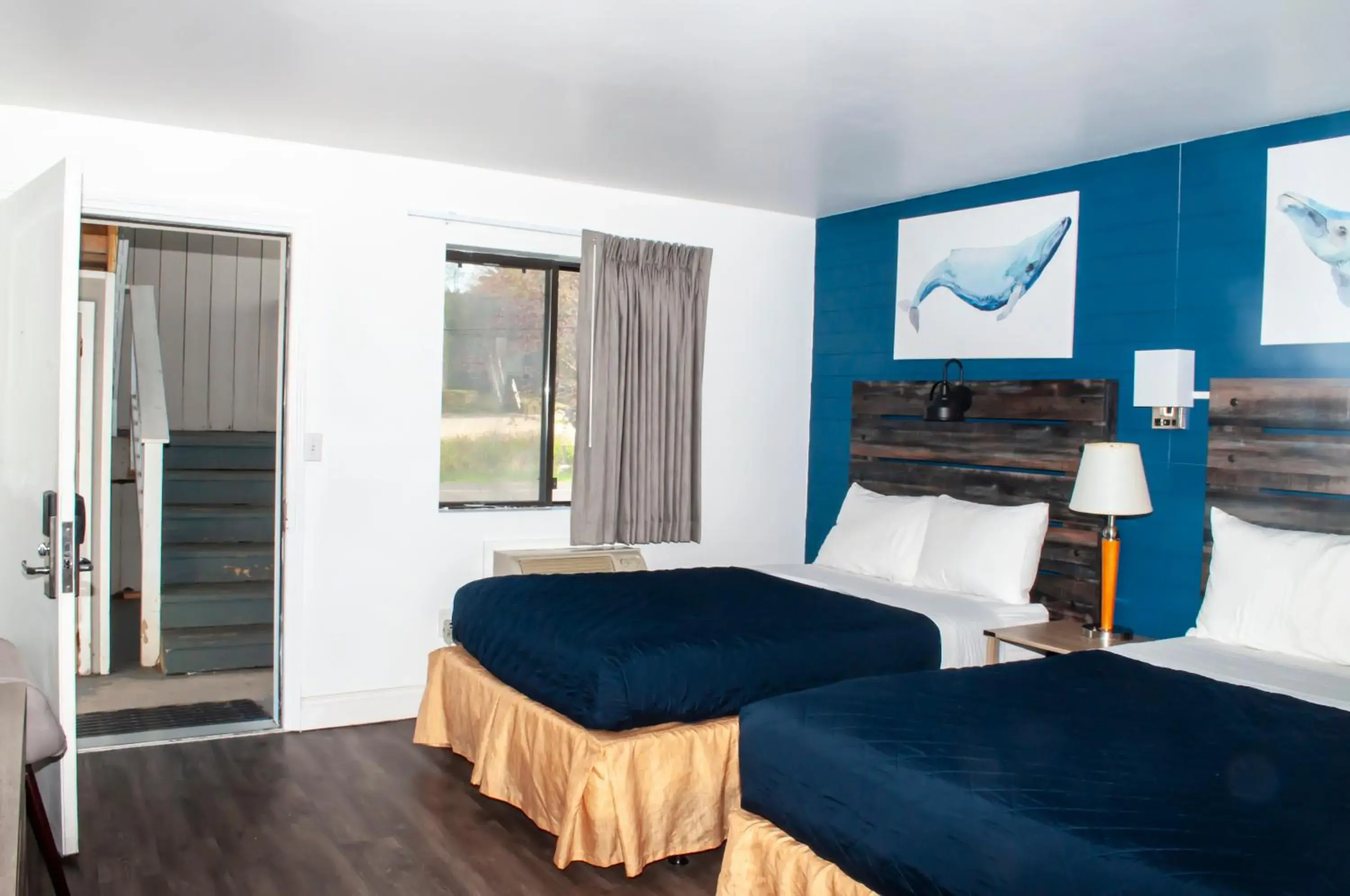 Bed in Flagship Inn Bed in Flagship Inn