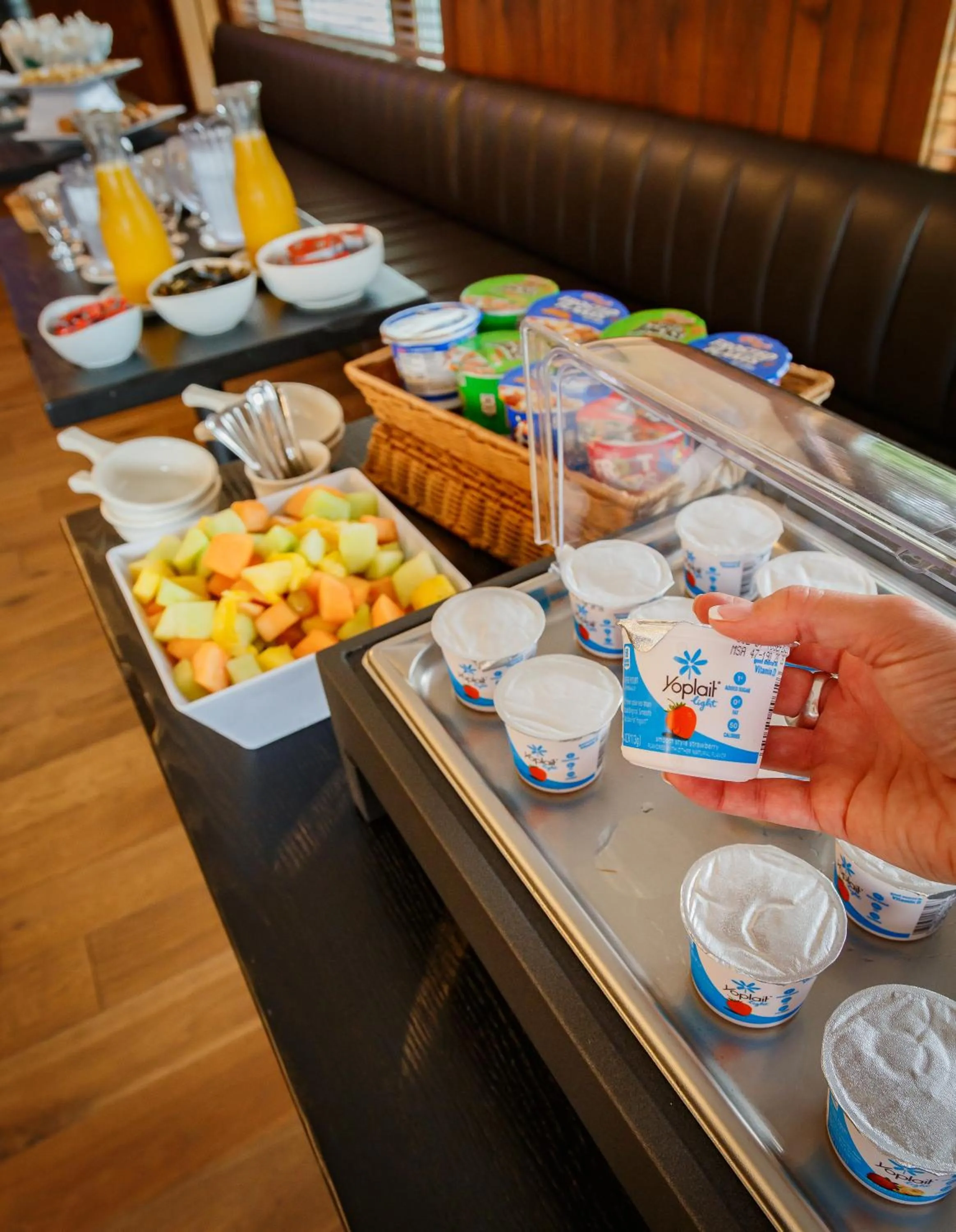 Breakfast in Flagship Inn