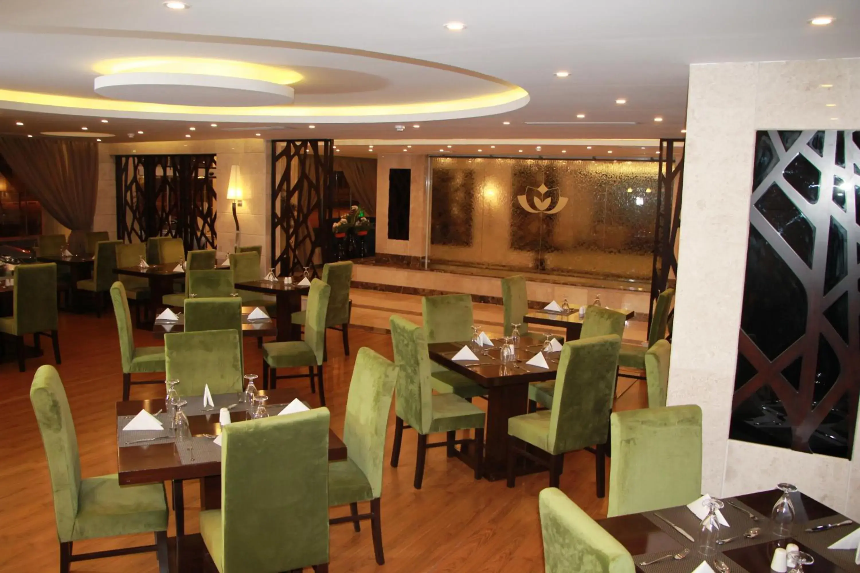 Restaurant/places to eat in AlMuhaidb Residence Alkhafji Restaurant/places to eat in AlMuhaidb Residence Alkhafji