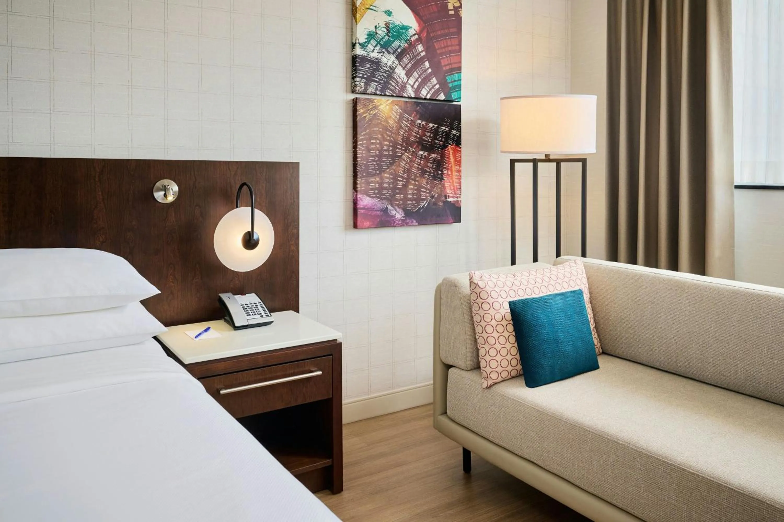 Photo of the whole room, Bed in Delta Hotels by Marriott Beausejour