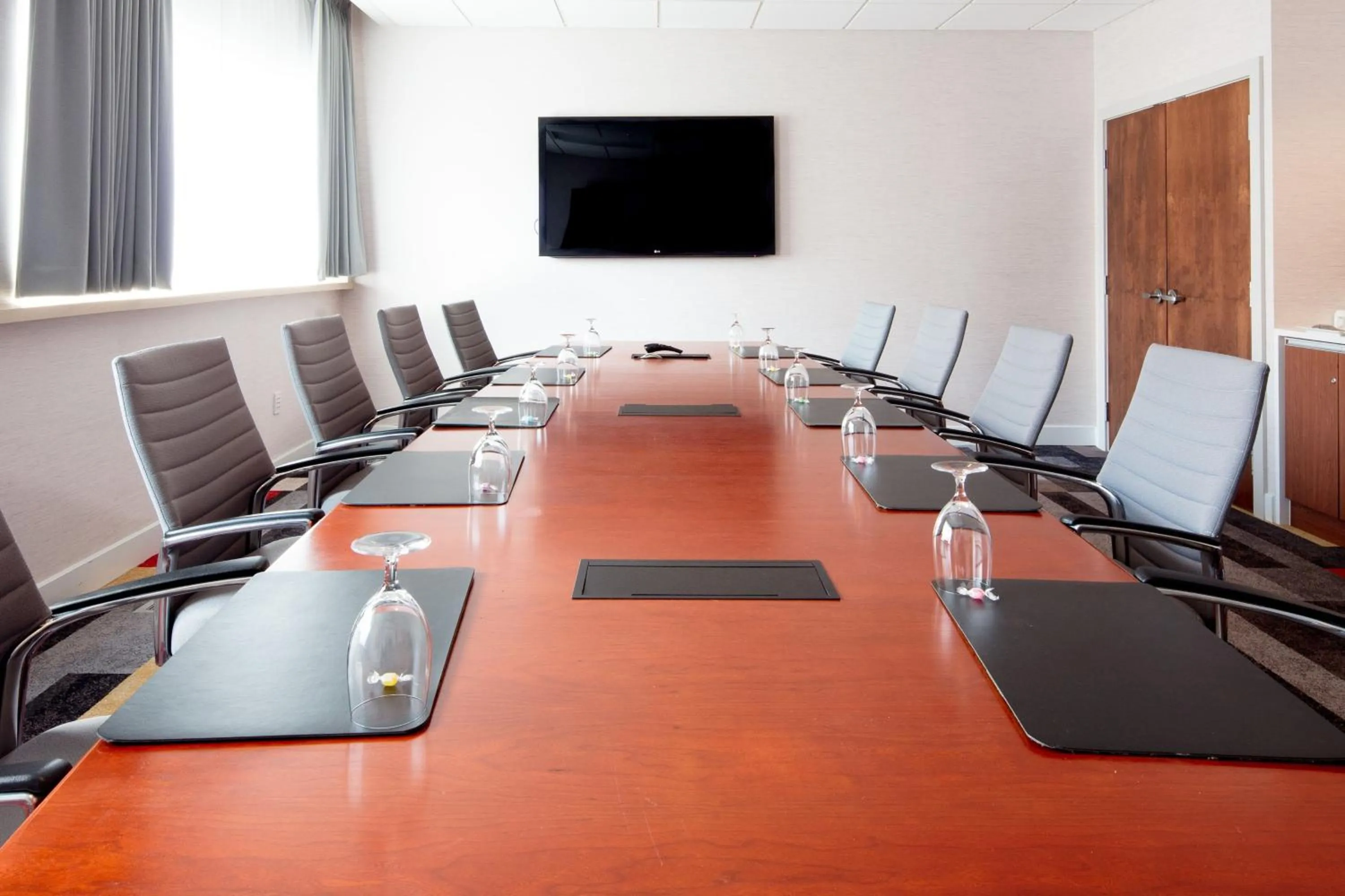 Meeting/conference room in Delta Hotels by Marriott Beausejour