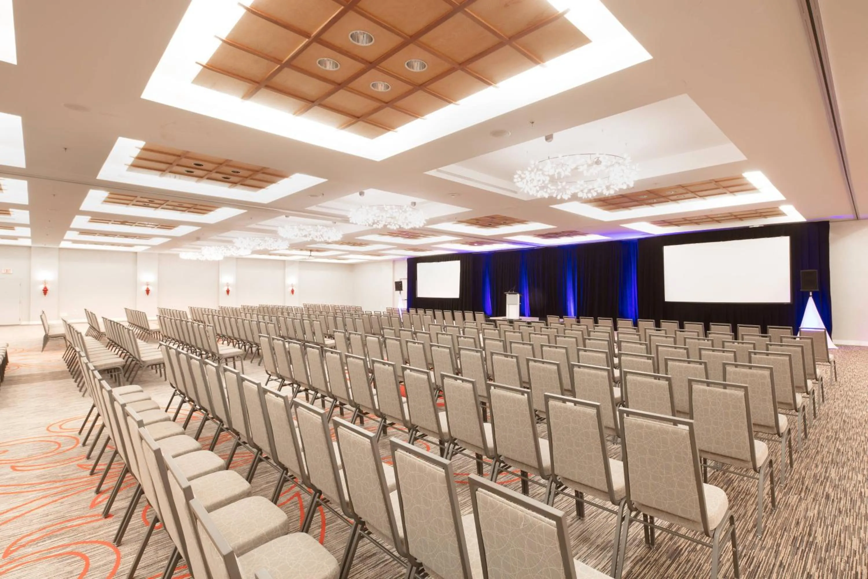 Meeting/conference room in Delta Hotels by Marriott Beausejour