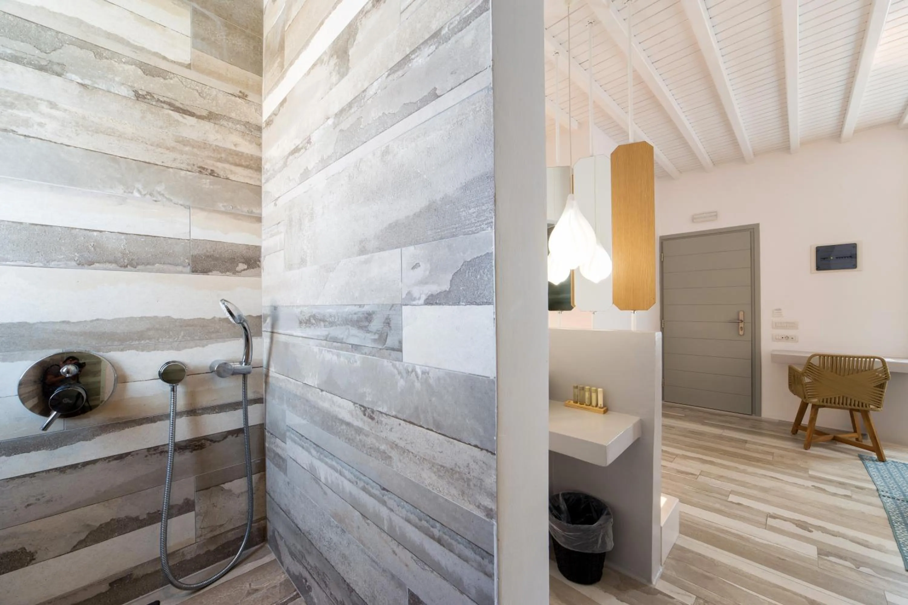 Photo of the whole room in Osom Resort