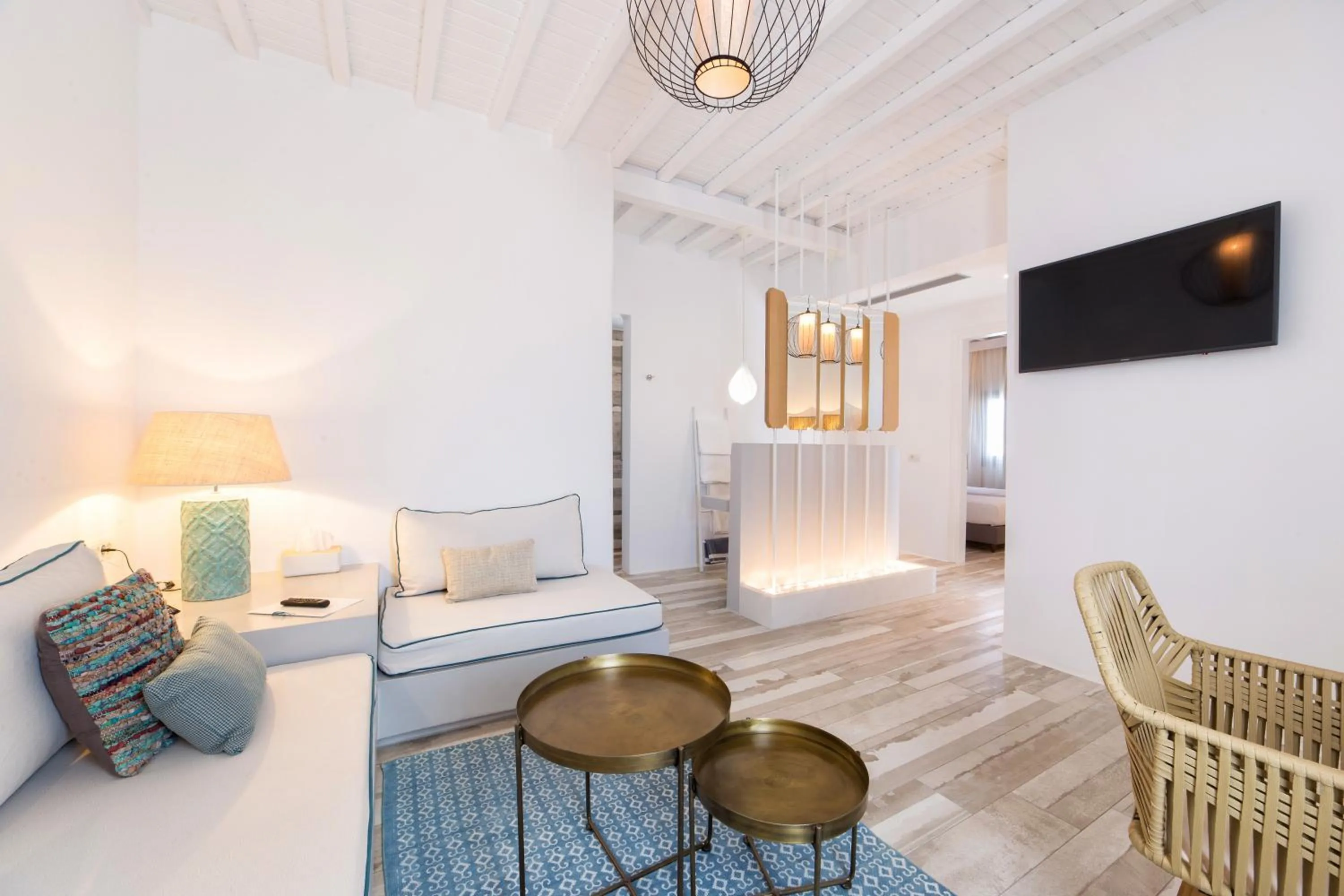 Living room, Bed in Osom Resort