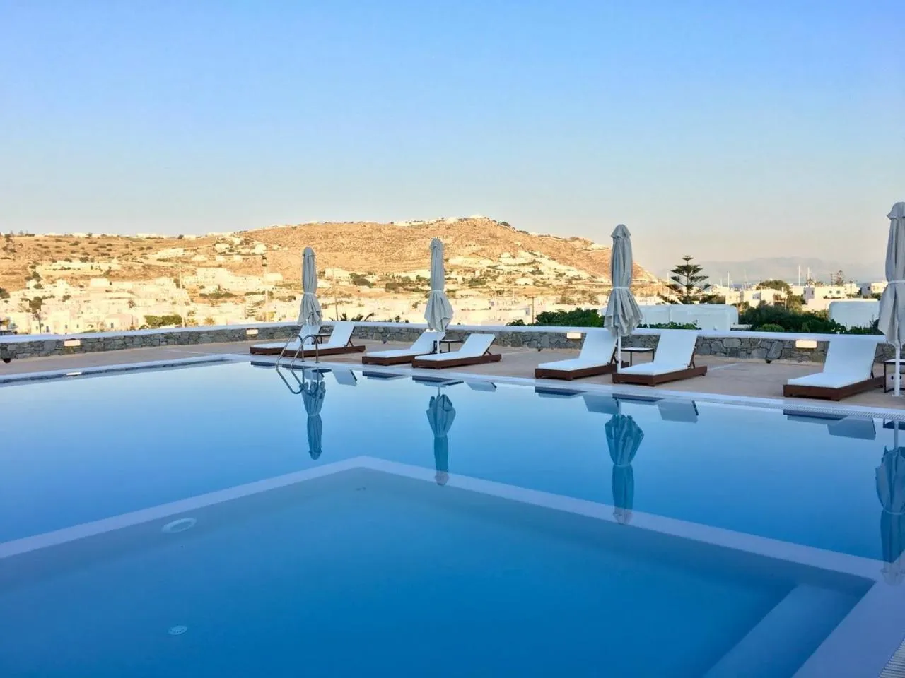 Swimming pool in Osom Resort