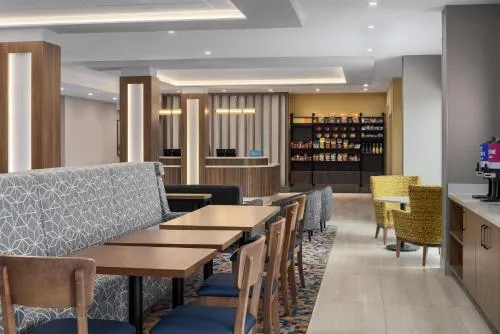 Hampton Inn by Hilton Montreal East Anjou