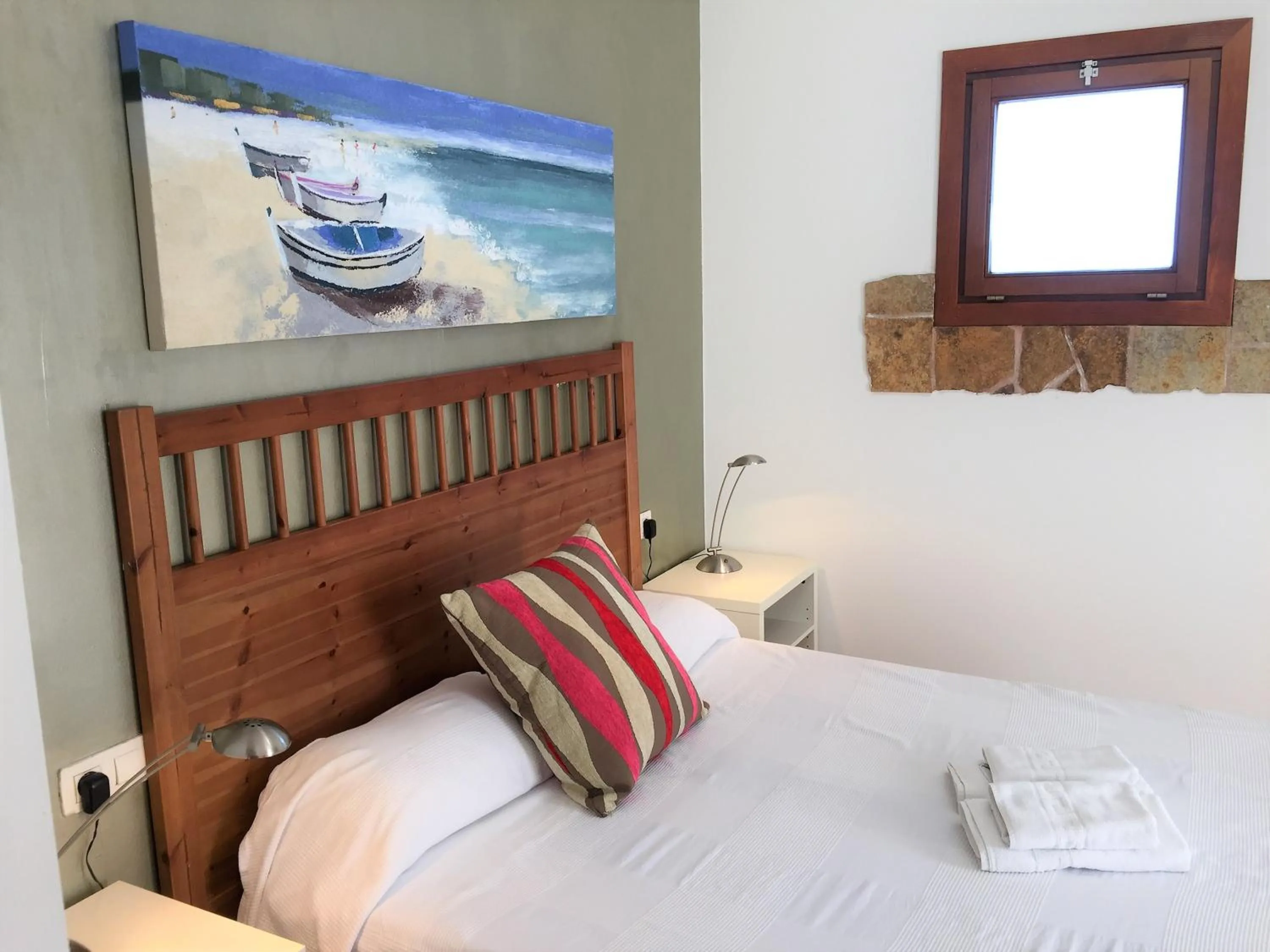 Photo of the whole room, Bed in Villas El Partidor