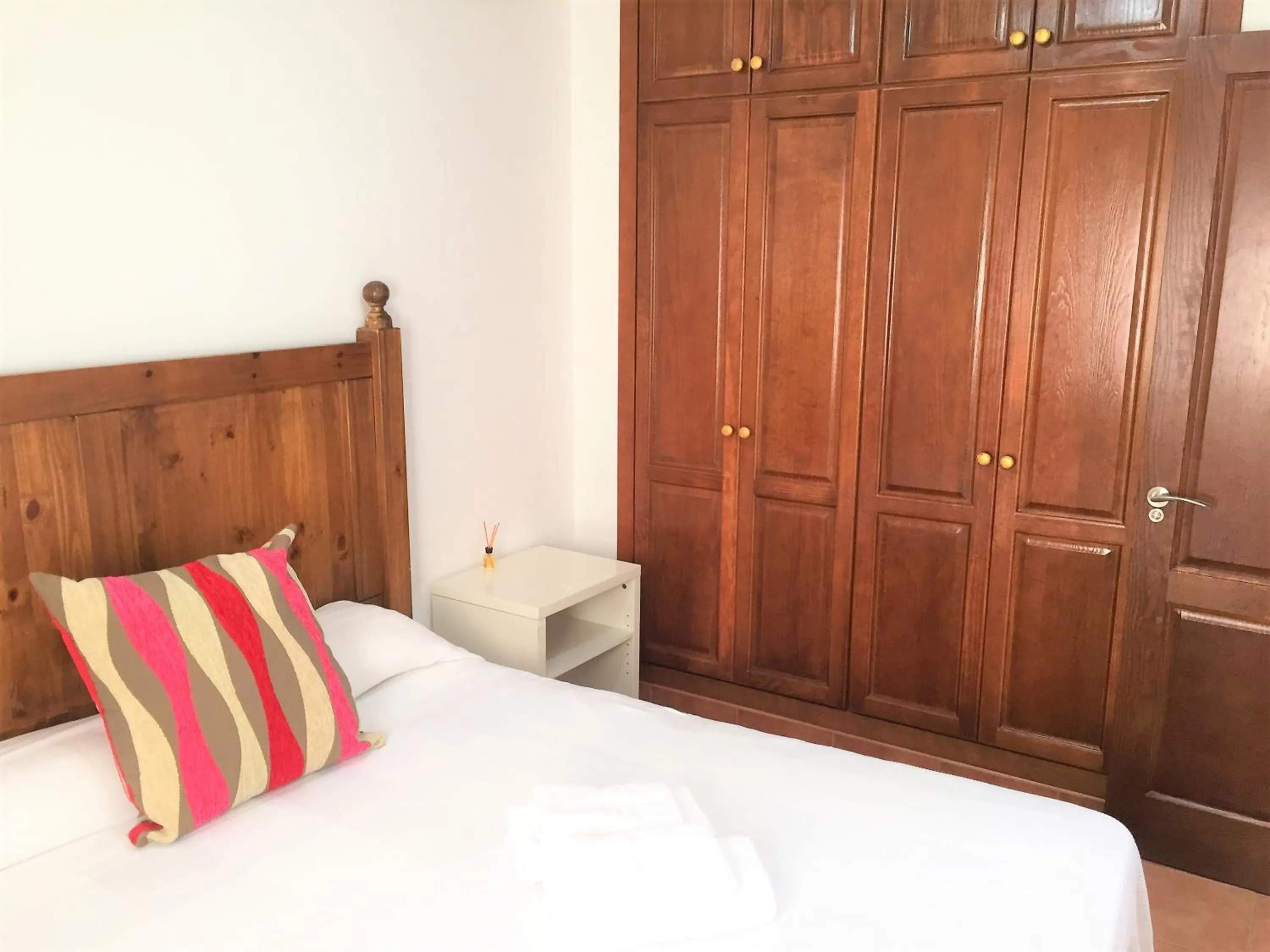 Photo of the whole room, Bed in Villas El Partidor