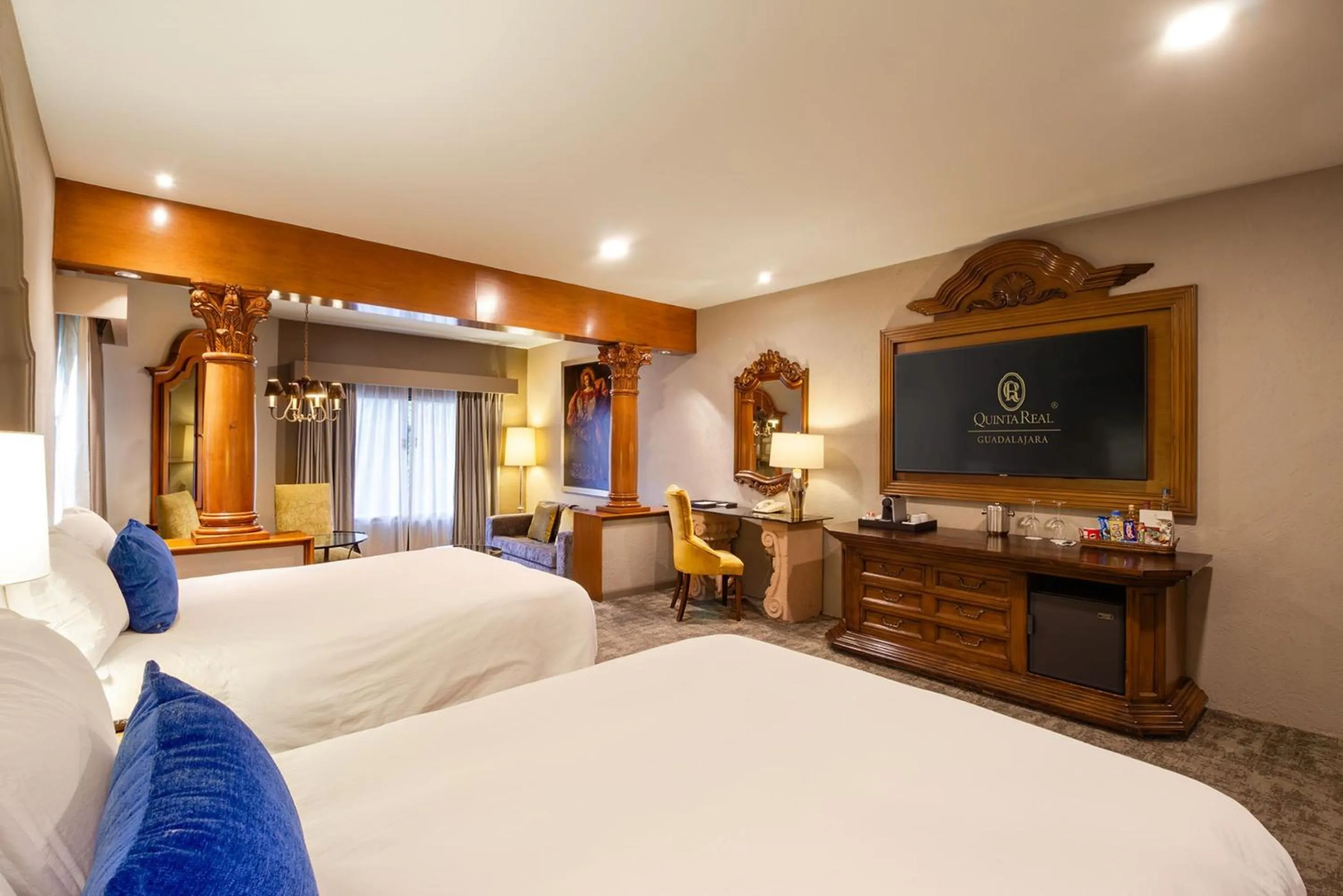 Bedroom, Bed in Quinta Real Guadalajara