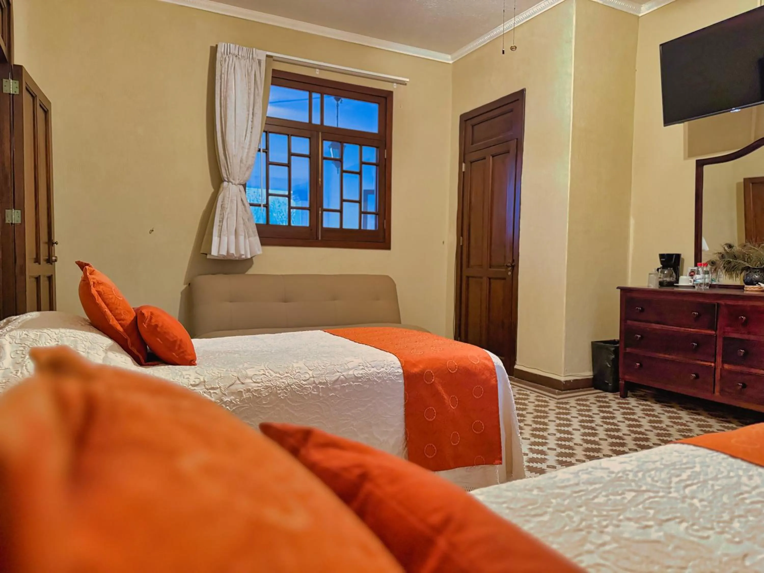Twin Room with Shared Bathroom - single occupancy in Finca Garullo Hotel Boutique