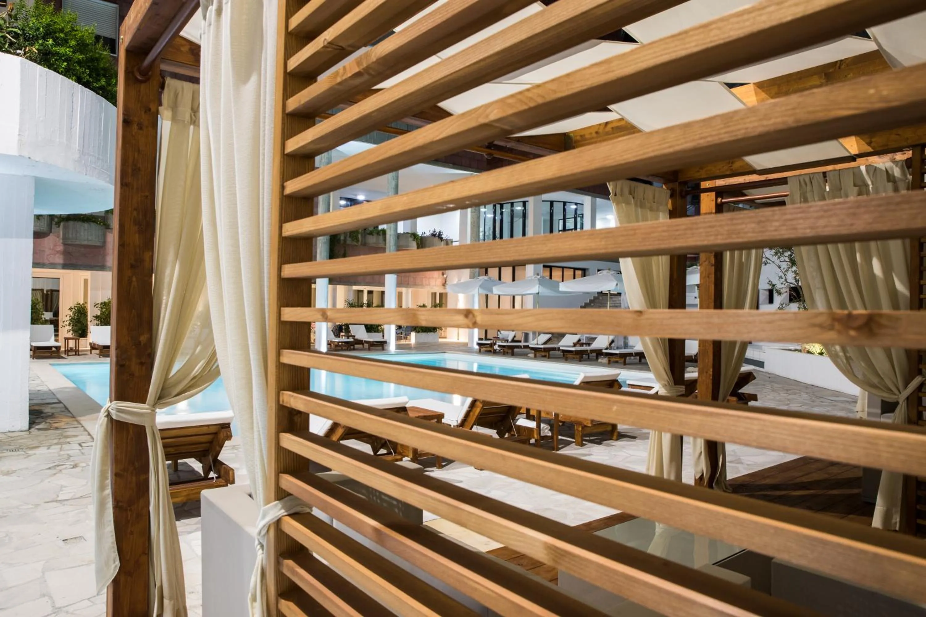 Swimming pool in Seven Suite B&B