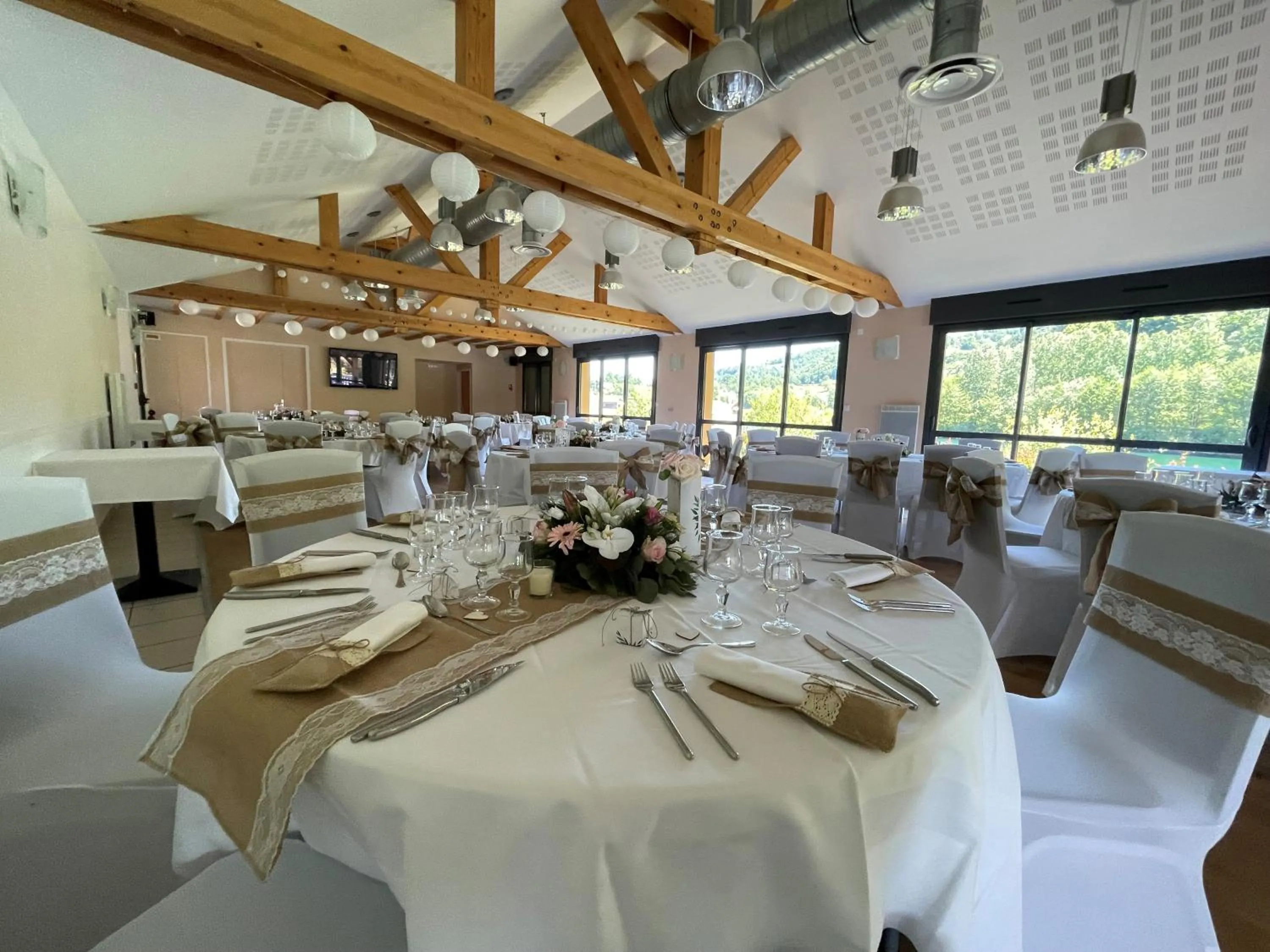 Property building in Lac des Graves