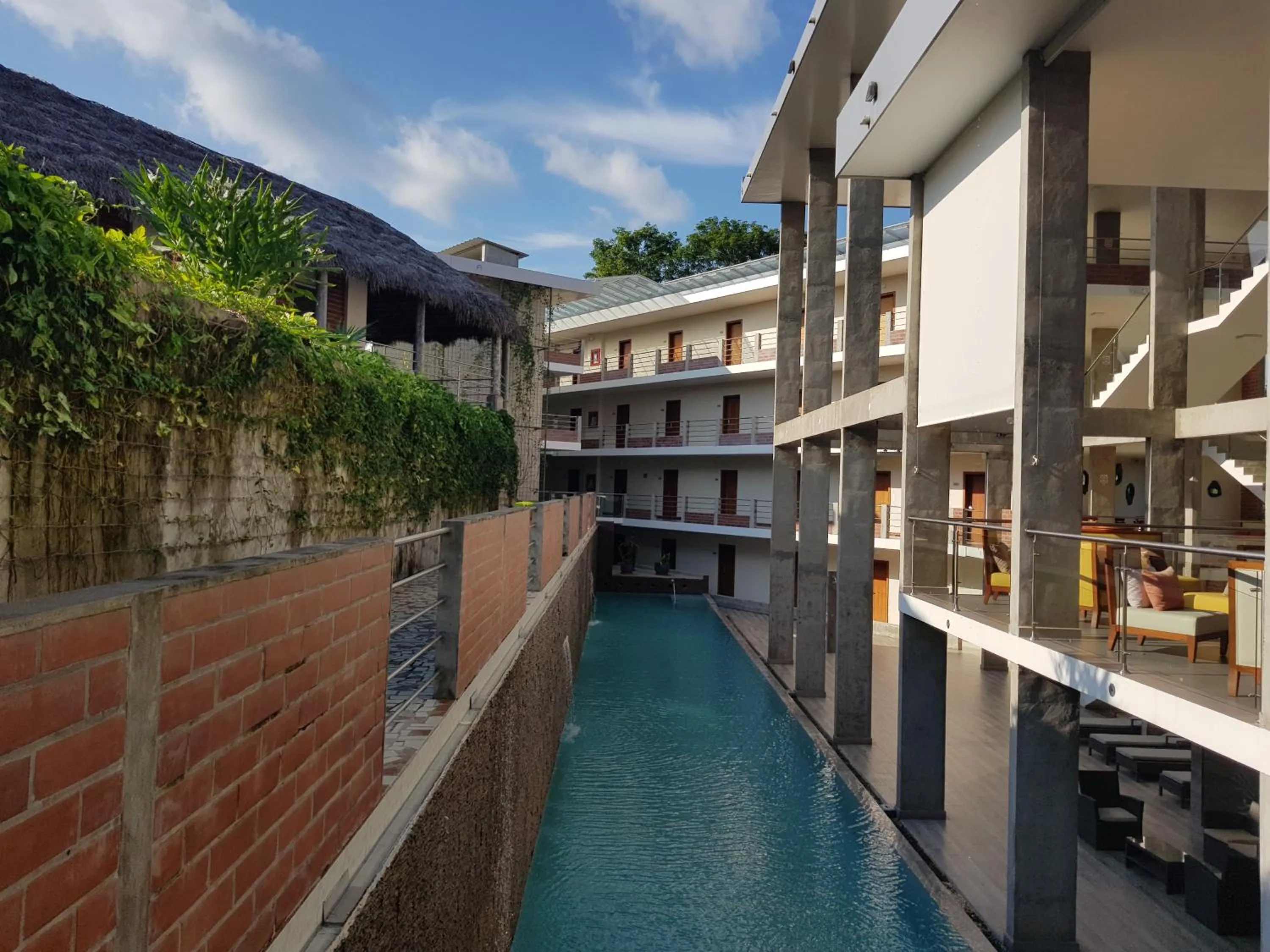 Swimming pool in Gran Hotel de Lago - Shushufindi