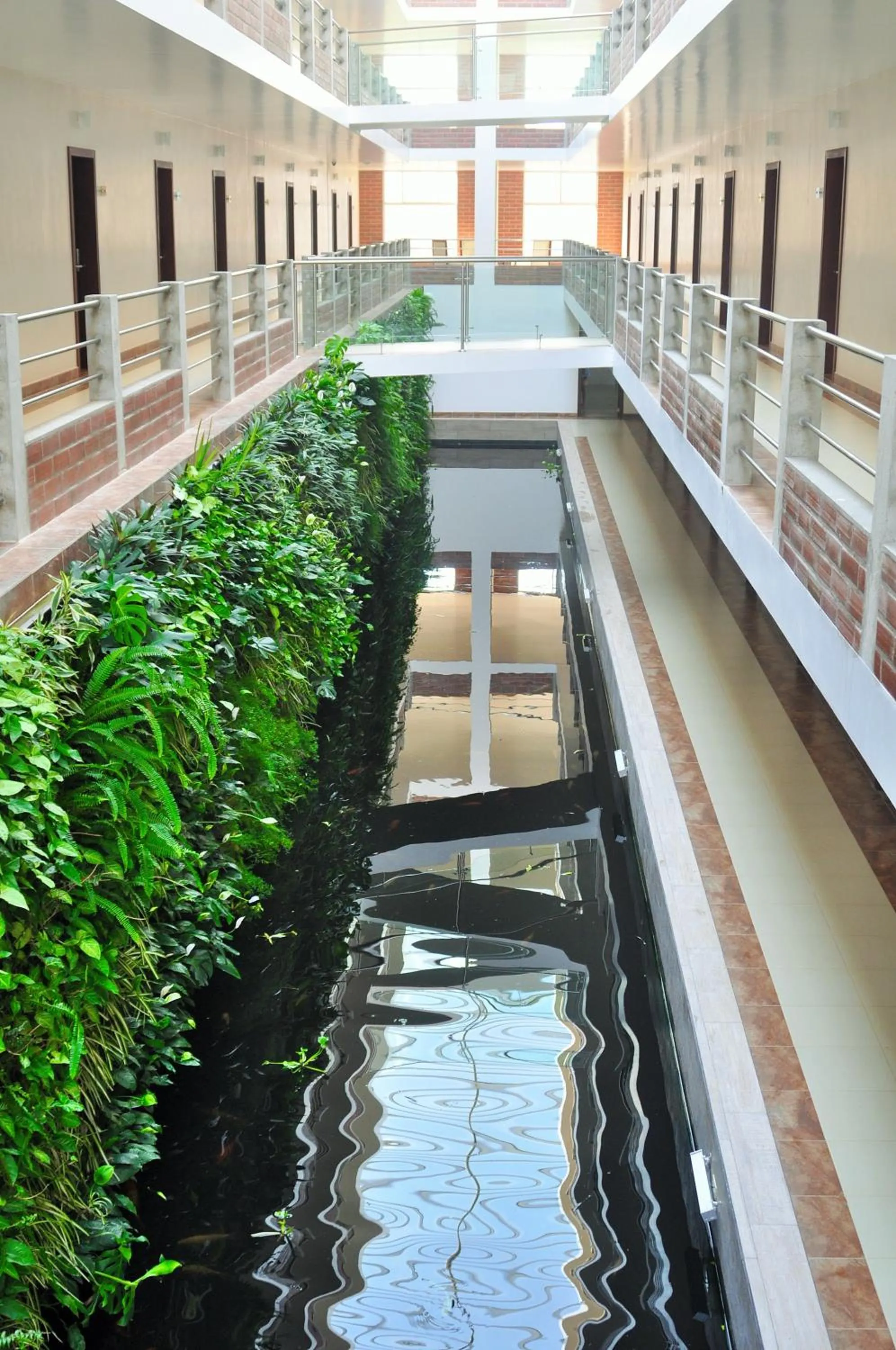 Property building in Gran Hotel de Lago - Shushufindi