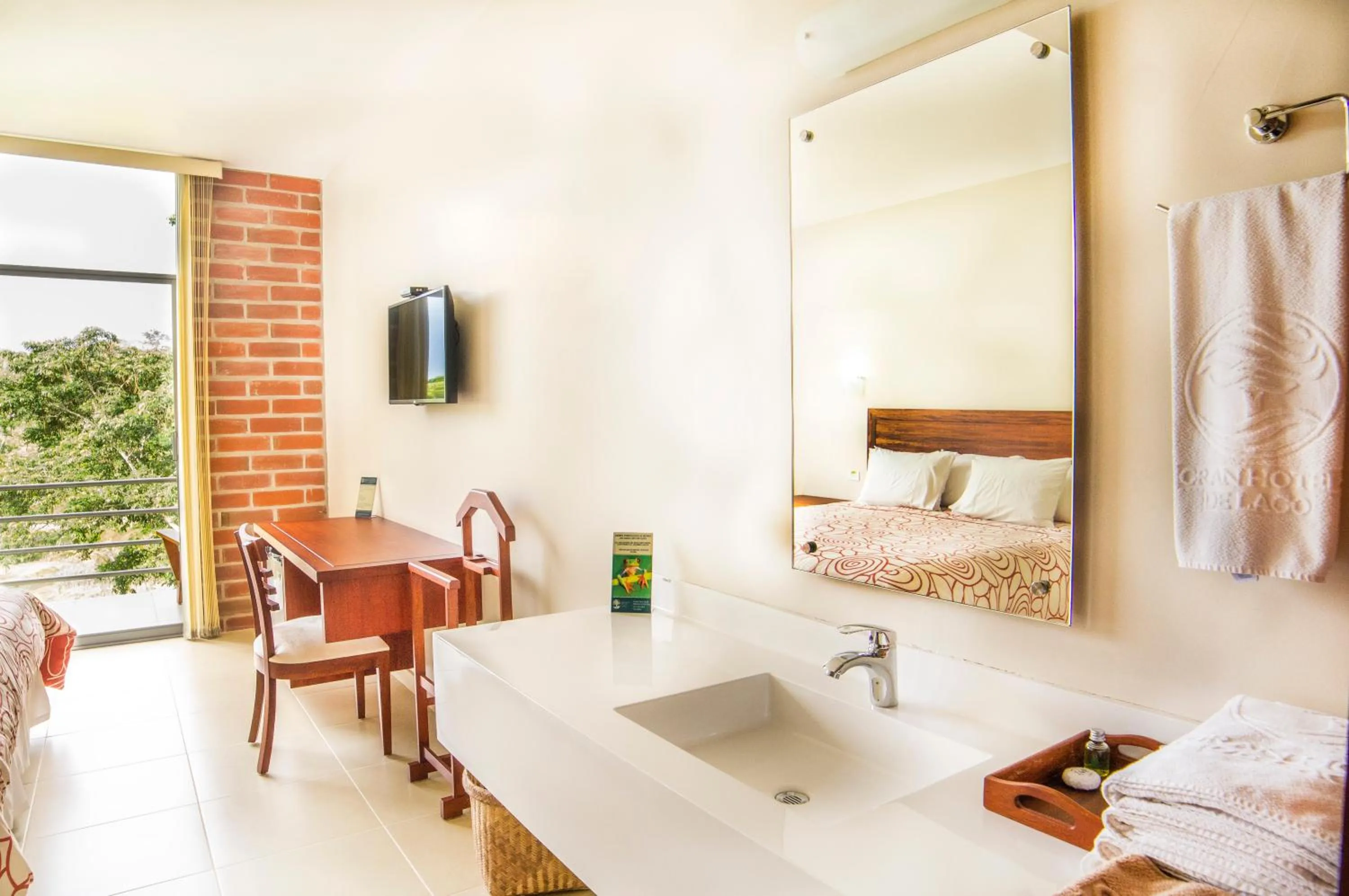 Bed in Gran Hotel de Lago - Shushufindi