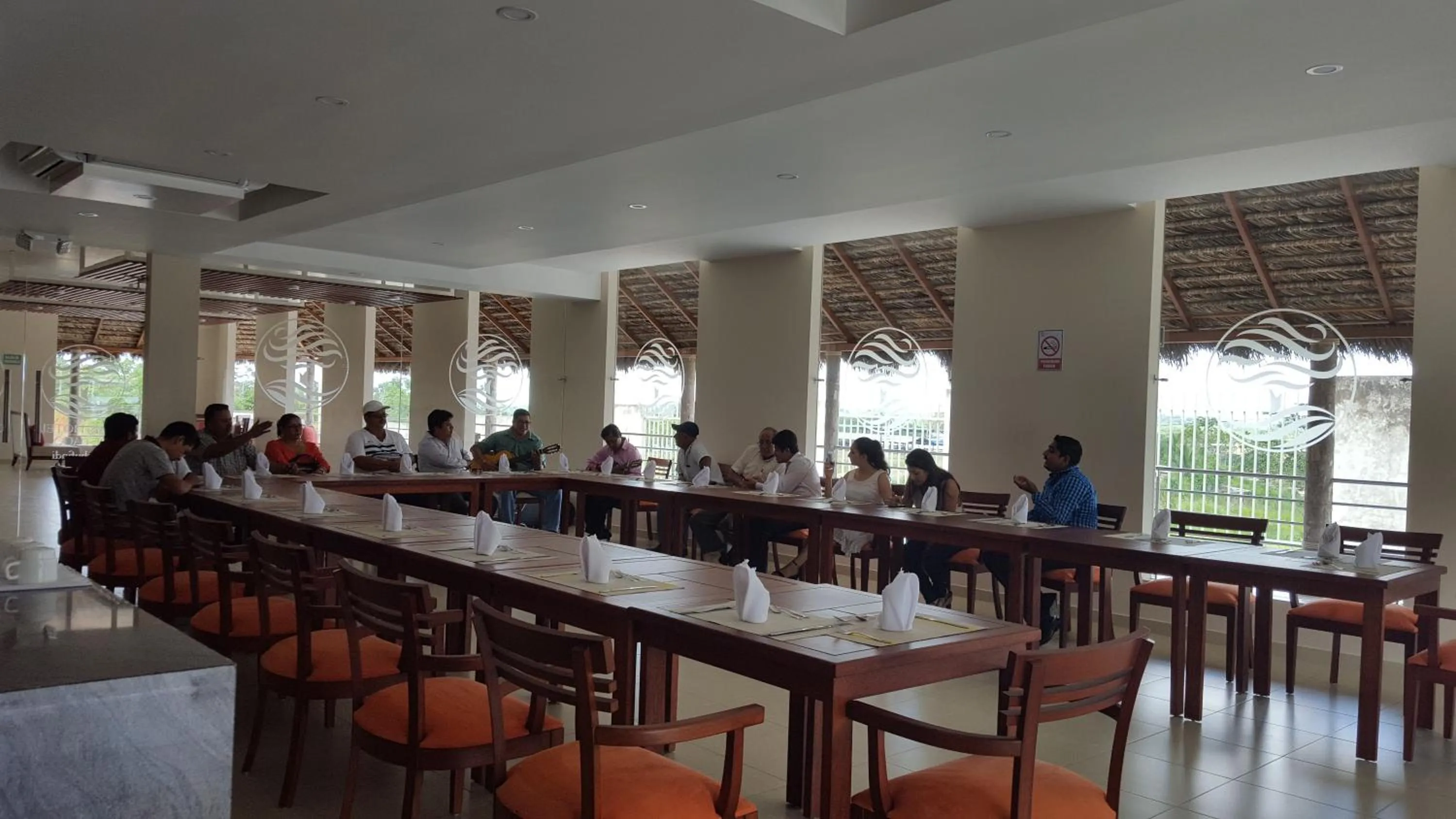 Restaurant/places to eat in Gran Hotel de Lago - Shushufindi