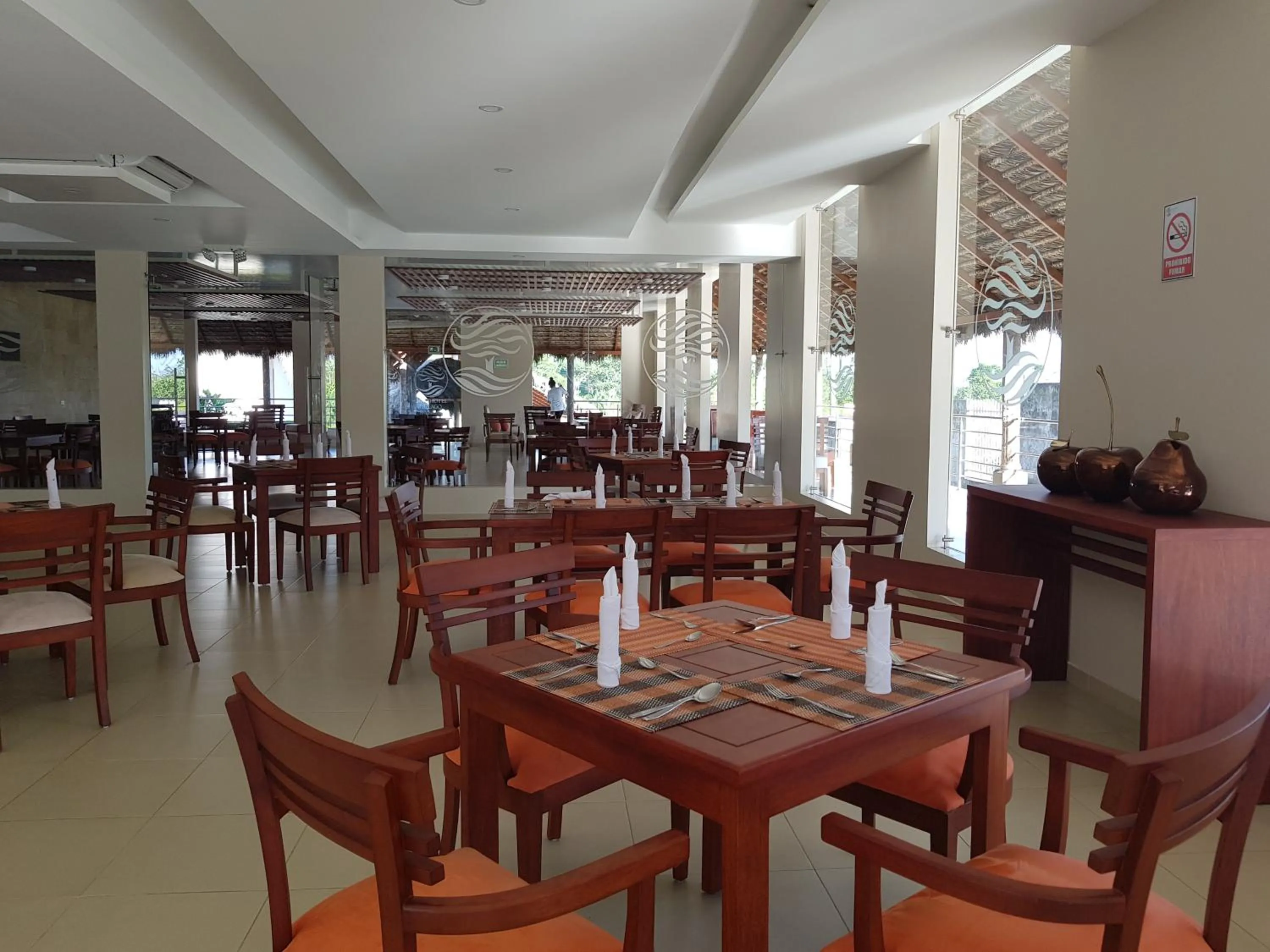 Restaurant/places to eat in Gran Hotel de Lago - Shushufindi