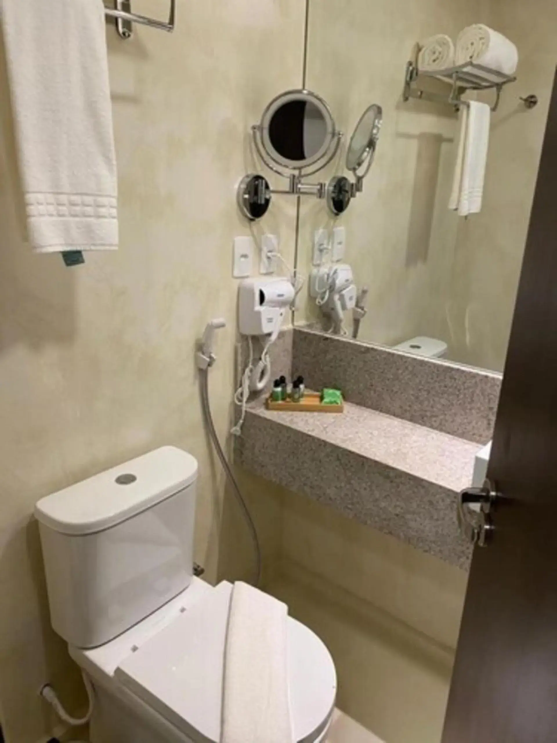 Bathroom in Intercity Maceio Bathroom in Intercity Maceio